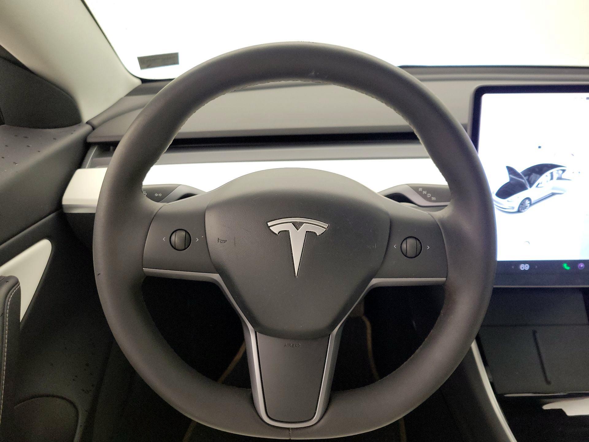 Thumbnail: 2020 Tesla Model 3 - 10