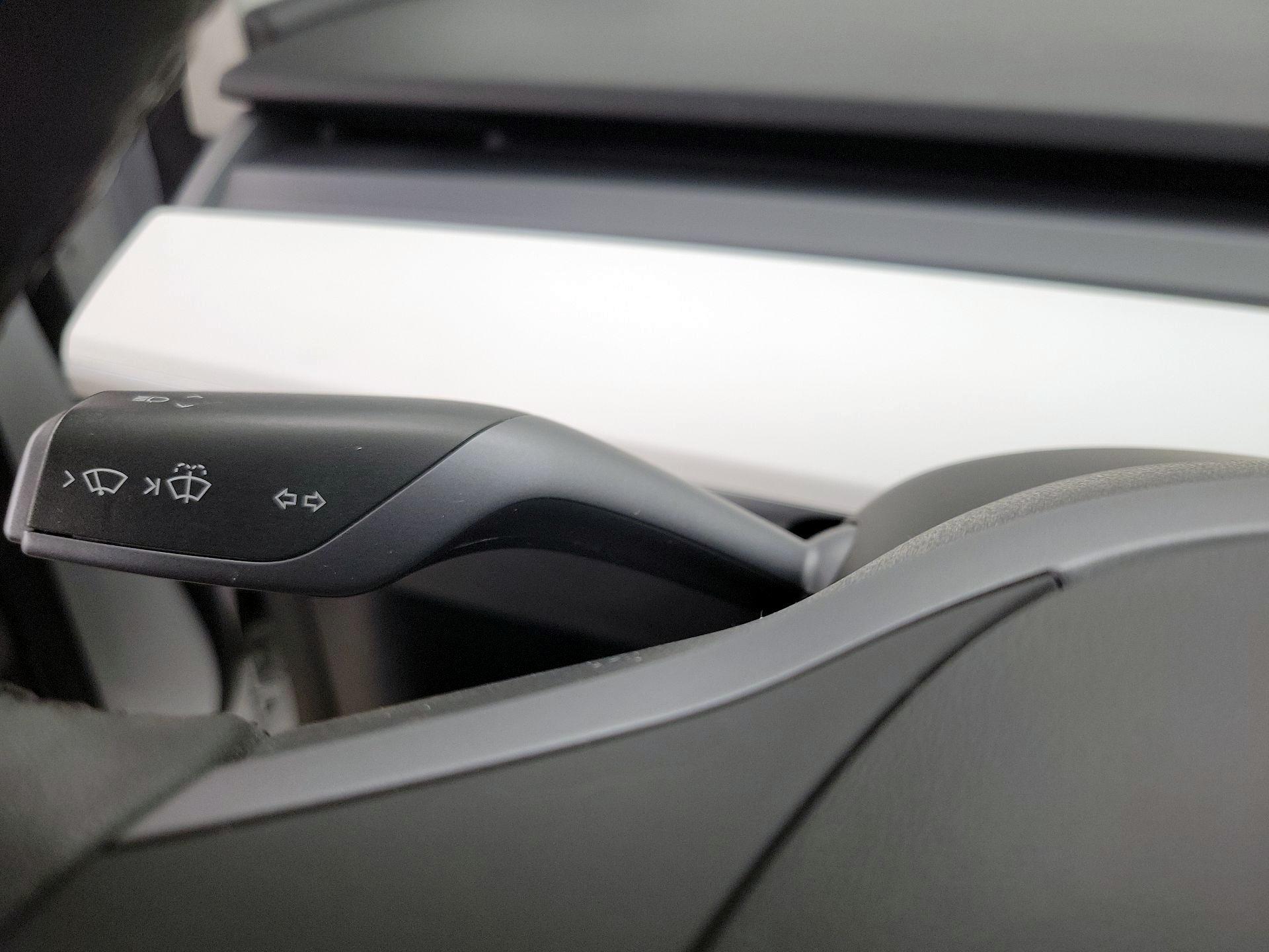 Thumbnail: 2020 Tesla Model 3 - 13