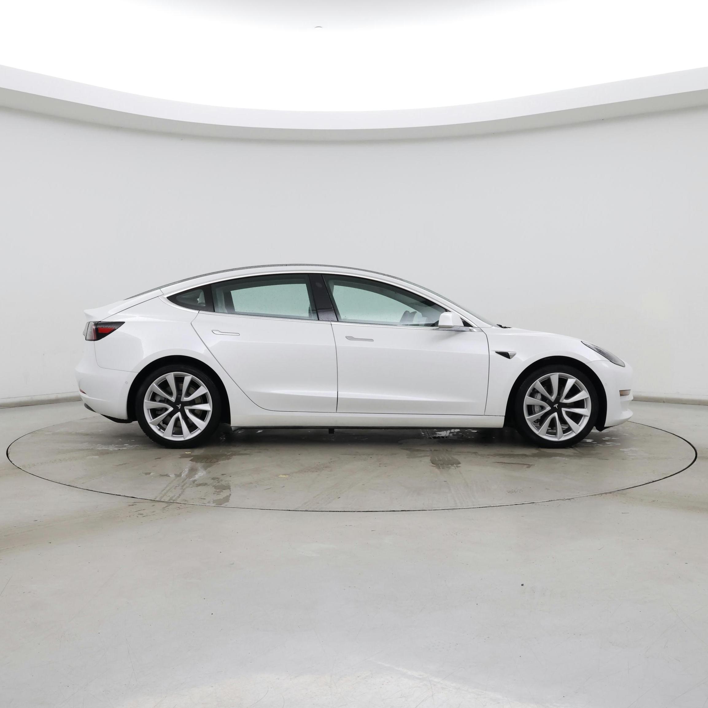 Thumbnail: 2020 Tesla Model 3 - 7