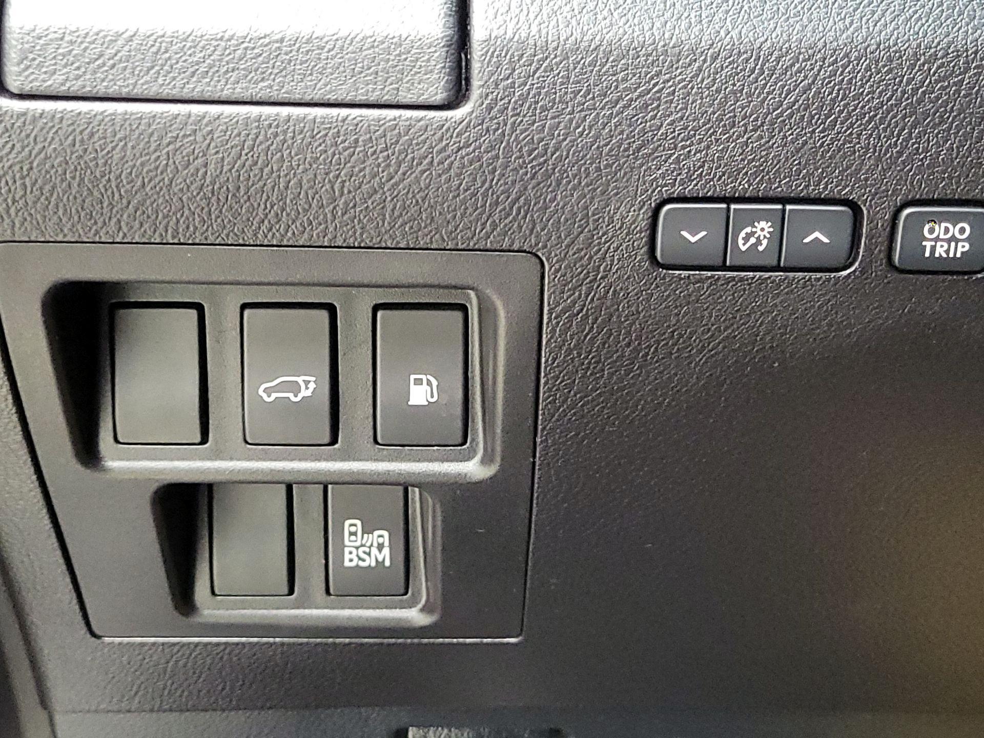 Thumbnail: 2015 Lexus RX - 13