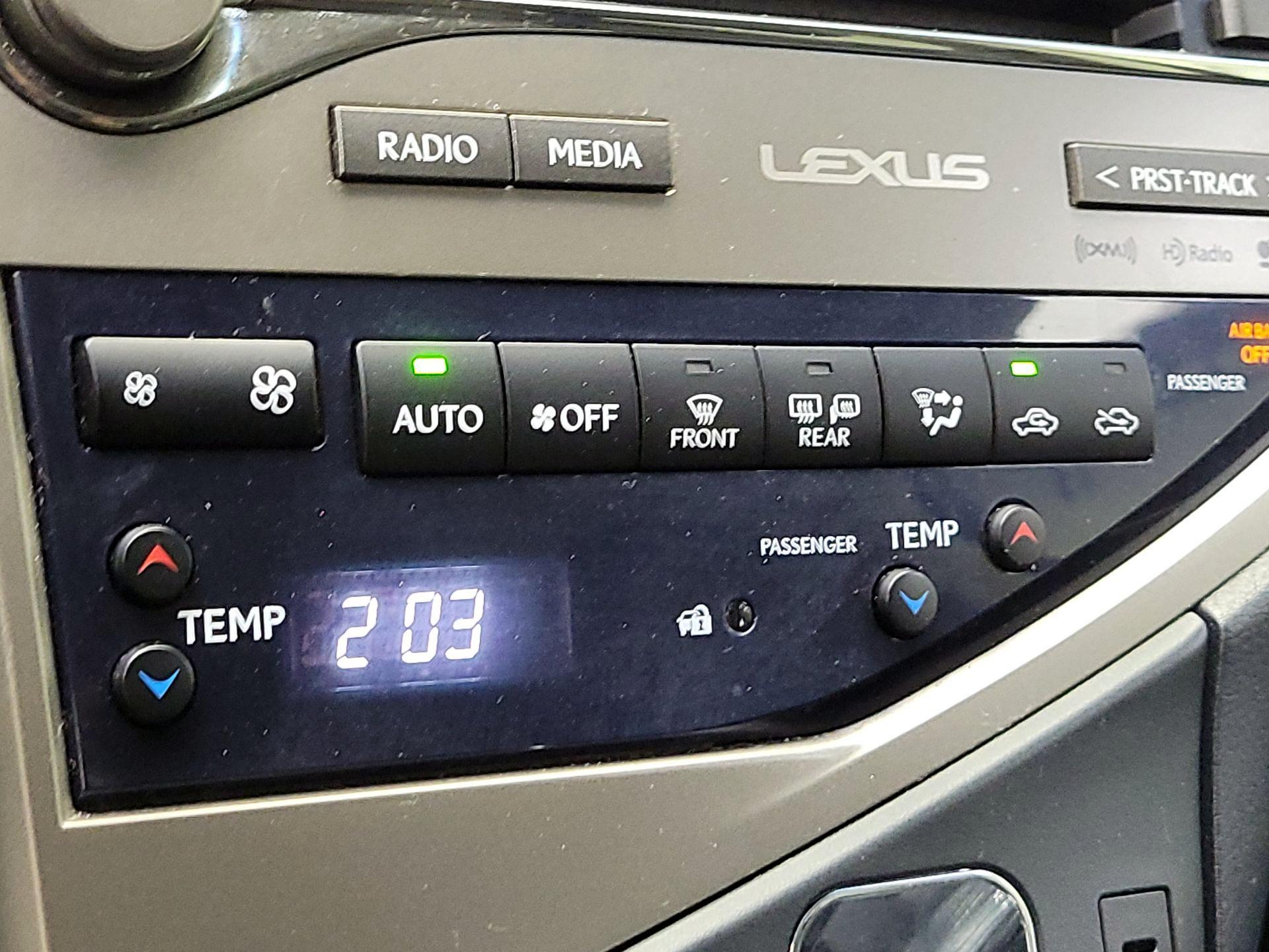 Thumbnail: 2015 Lexus RX - 17