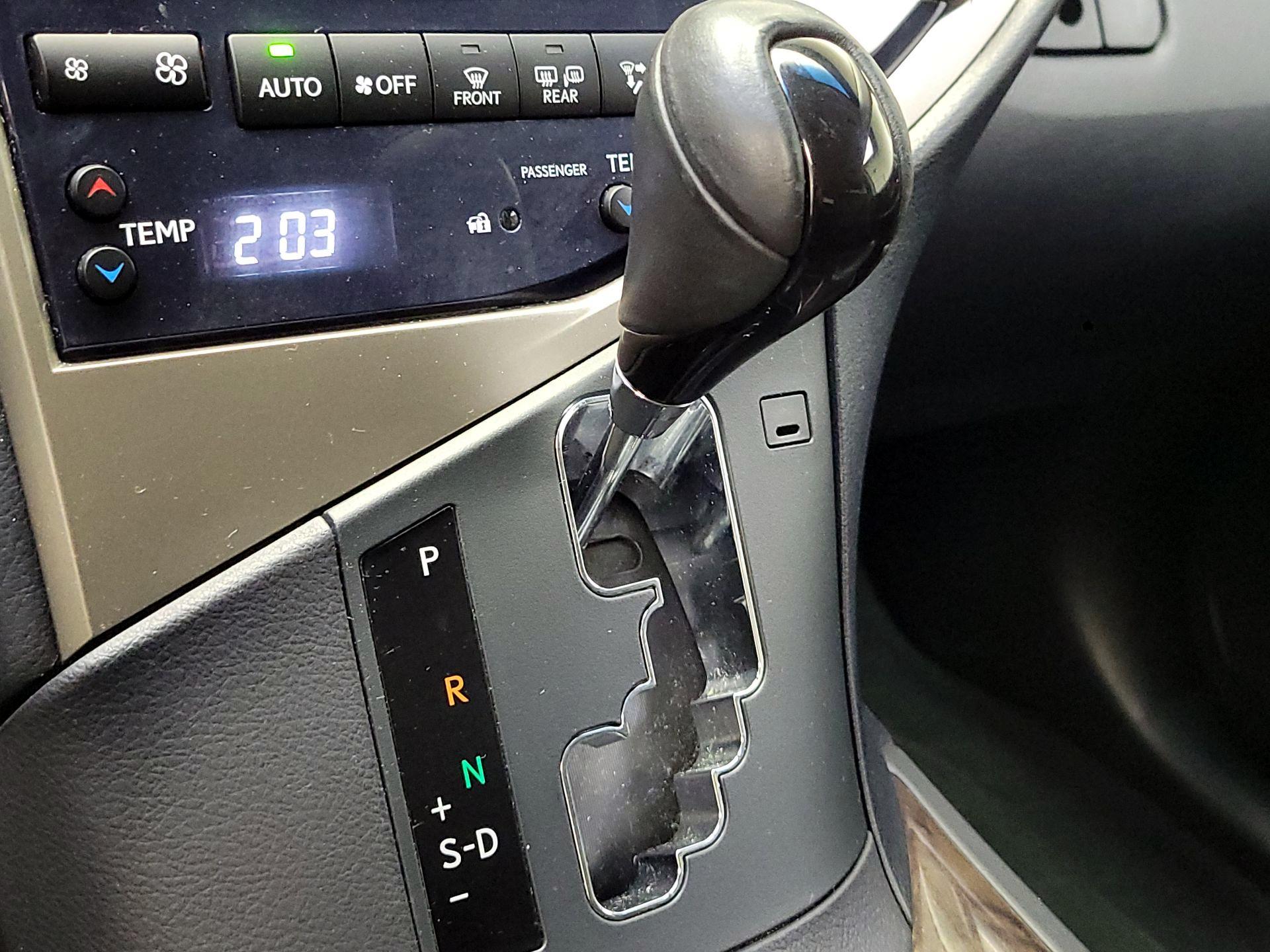 Thumbnail: 2015 Lexus RX - 18