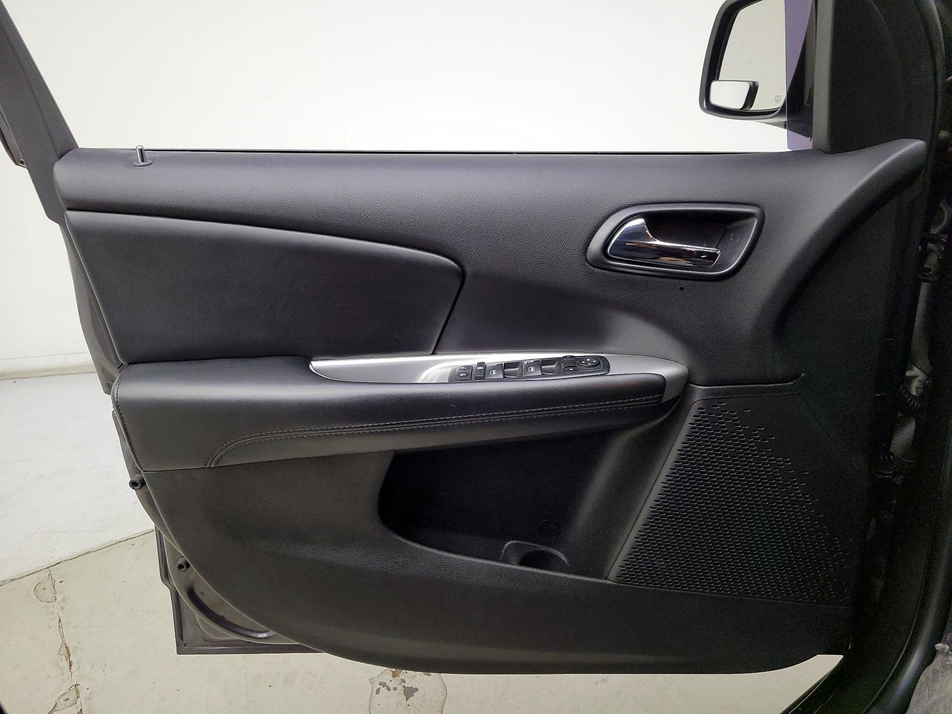 Thumbnail: 2016 Dodge Journey - 12