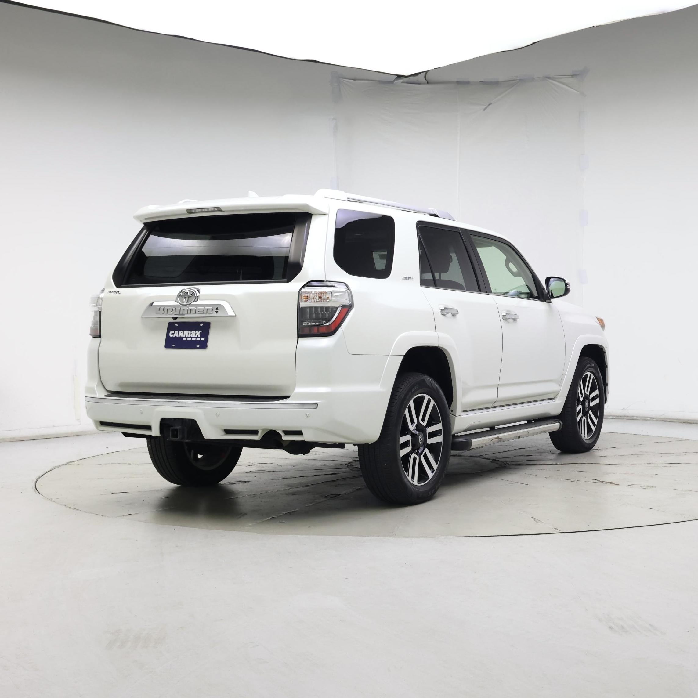 Thumbnail: 2019 Toyota 4Runner - 8