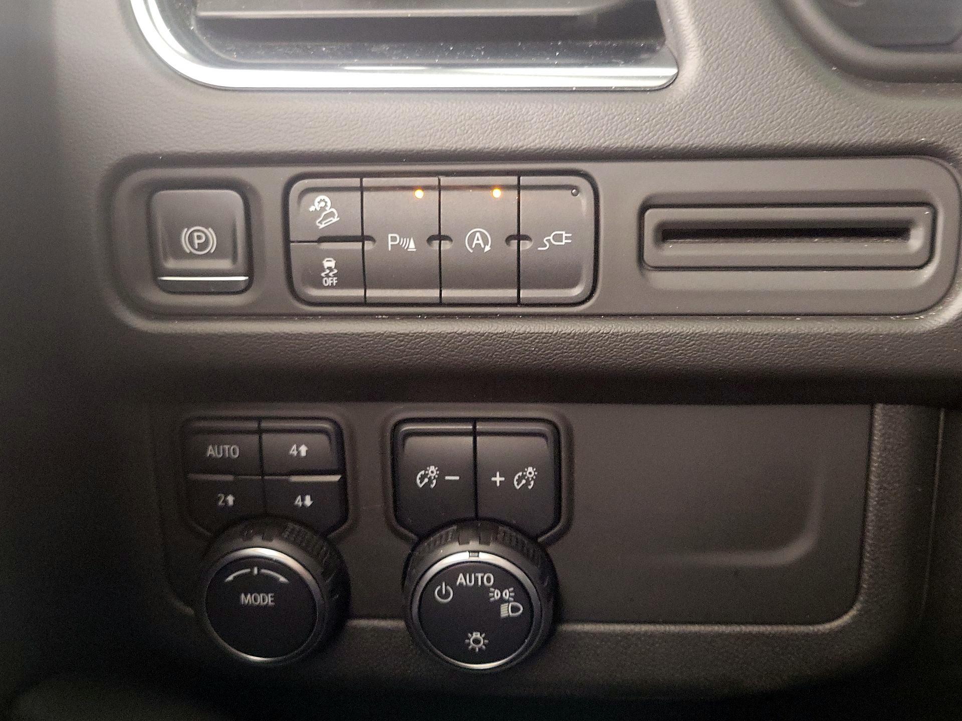 Thumbnail: 2021 Chevrolet Suburban - 13