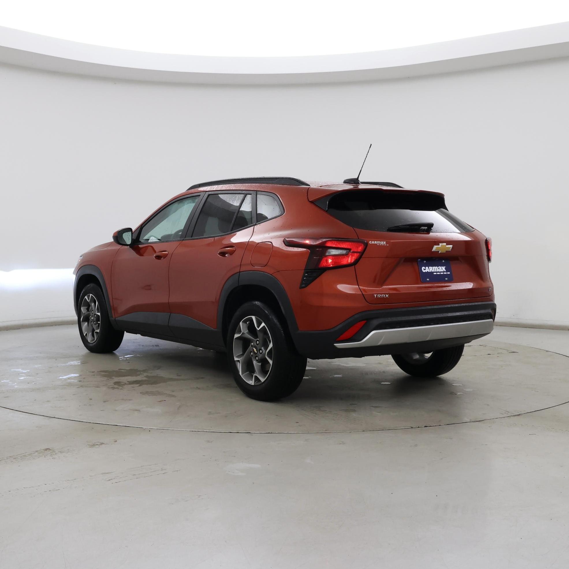 Thumbnail: 2024 Chevrolet Trax - 2