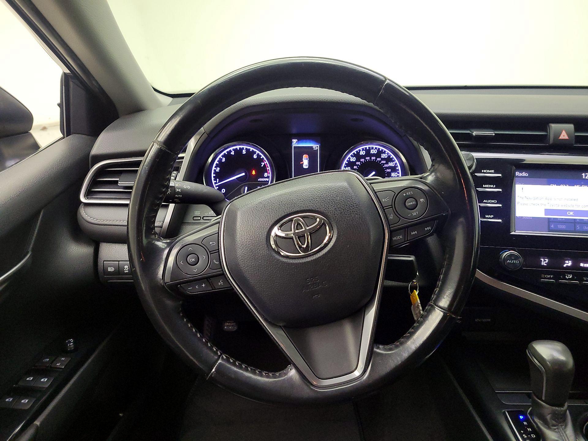 Thumbnail: 2019 Toyota Camry - 10