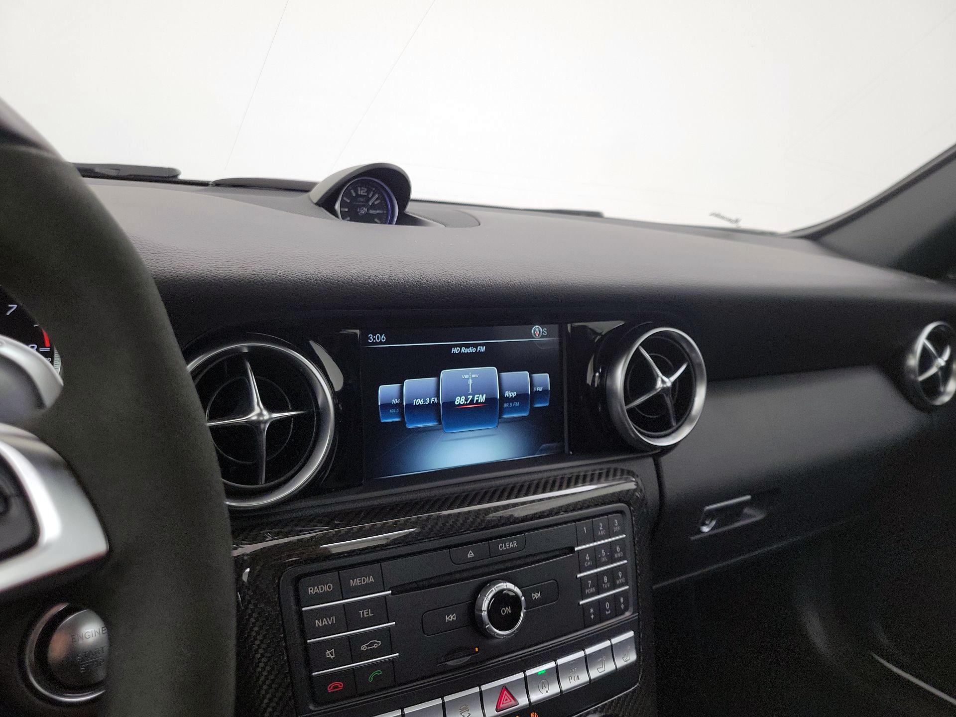 Thumbnail: 2020 Mercedes-Benz SL-Class - 16