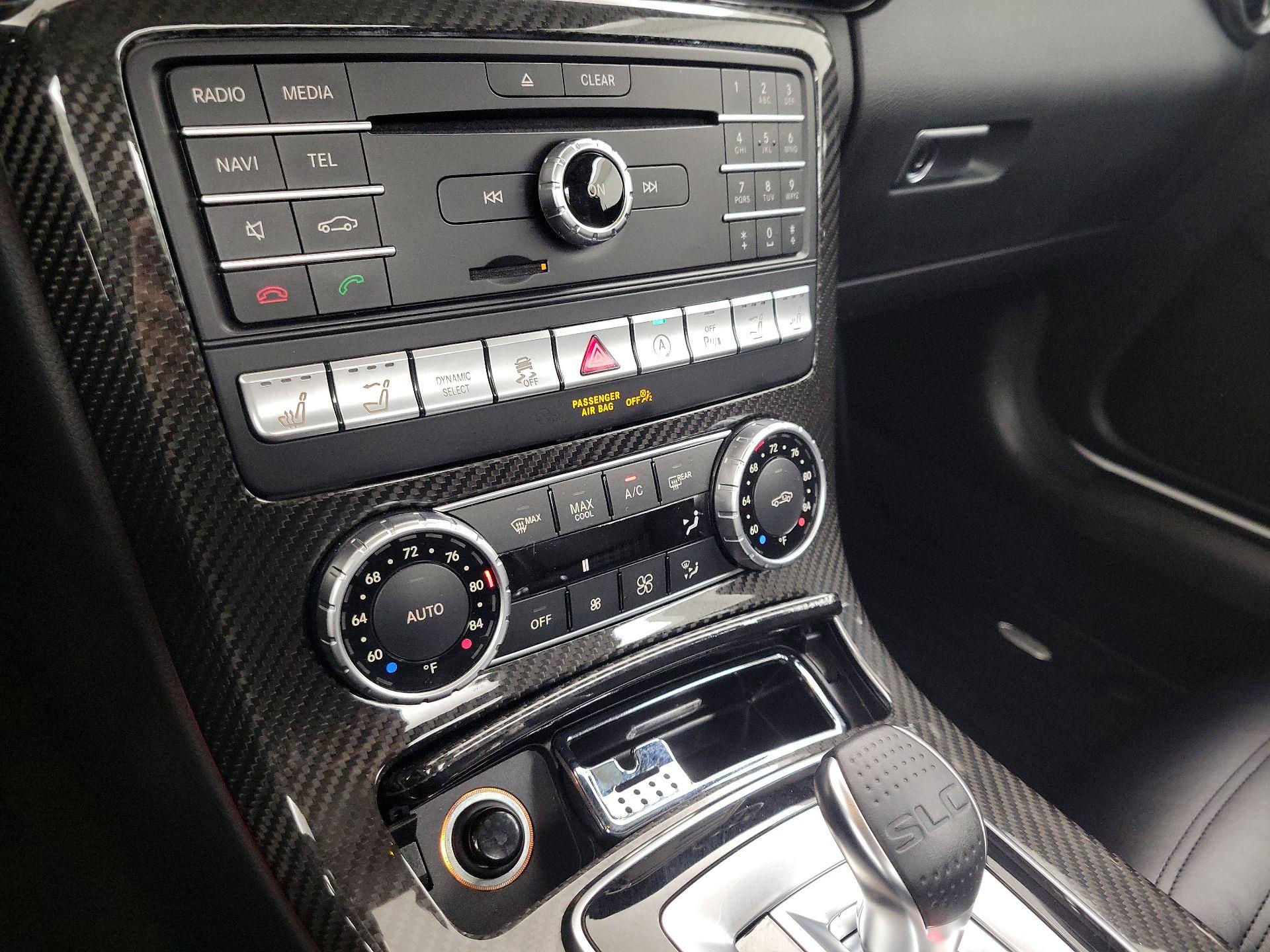 Thumbnail: 2020 Mercedes-Benz SL-Class - 17