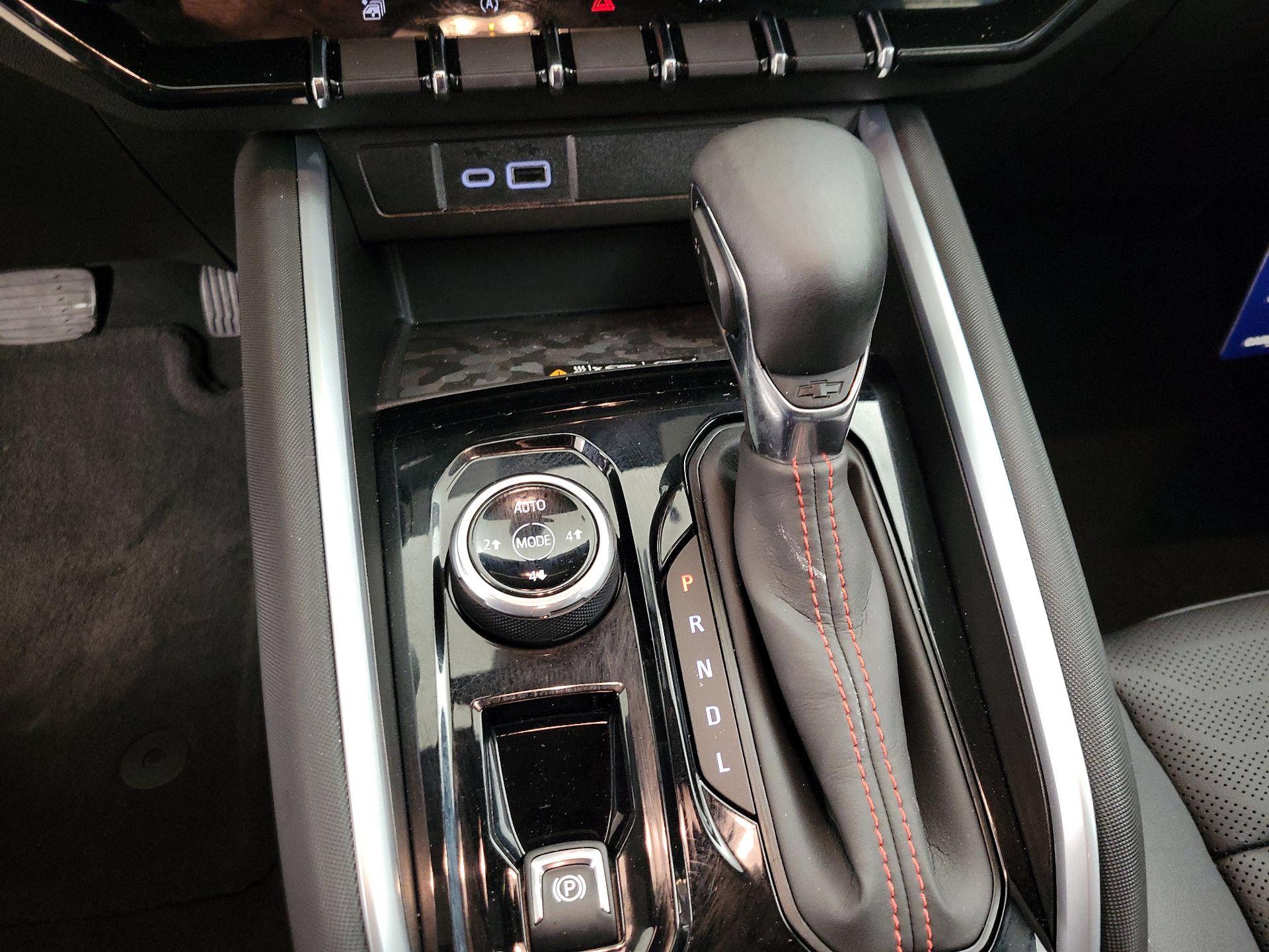 Thumbnail: 2023 Chevrolet Colorado - 17