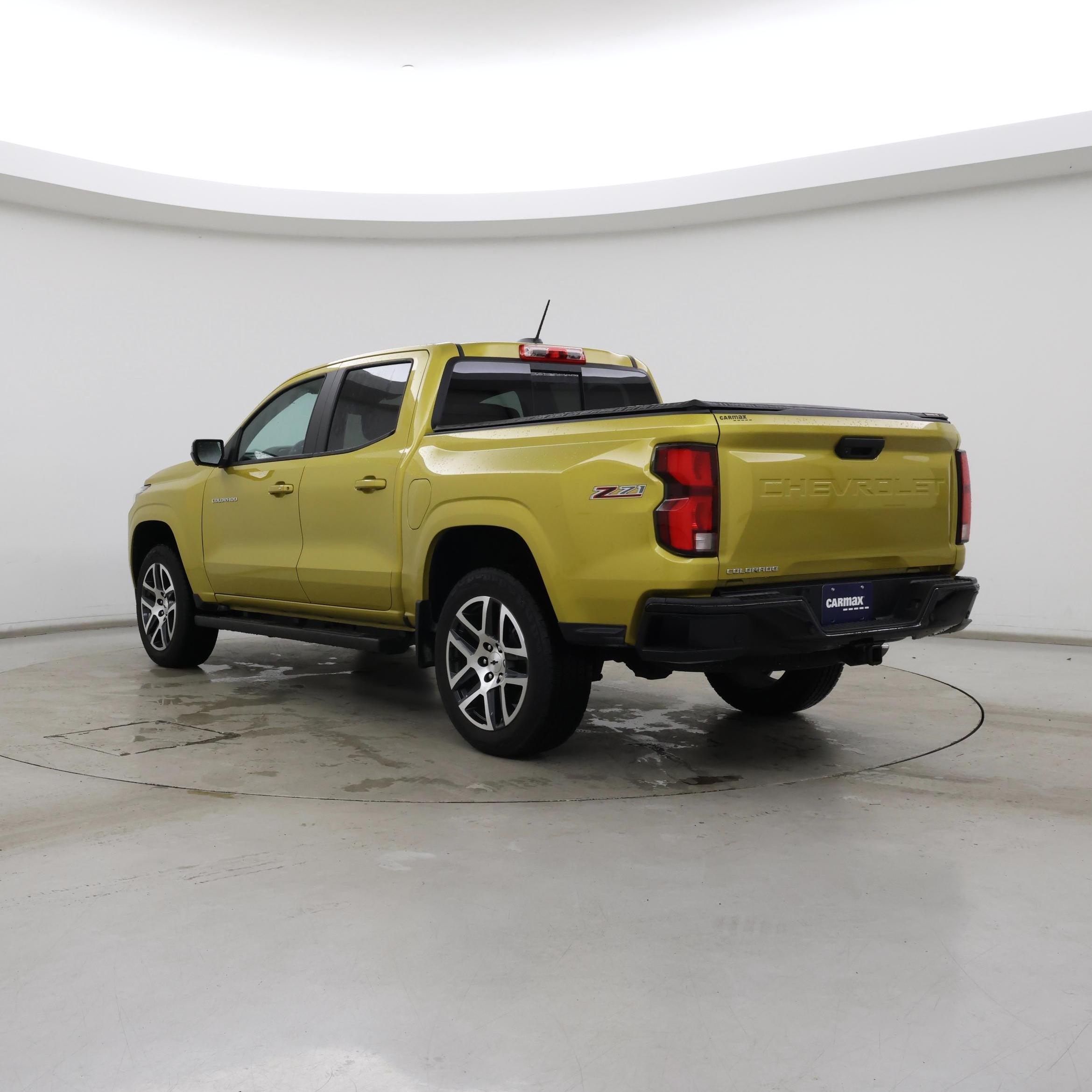 Thumbnail: 2023 Chevrolet Colorado - 2