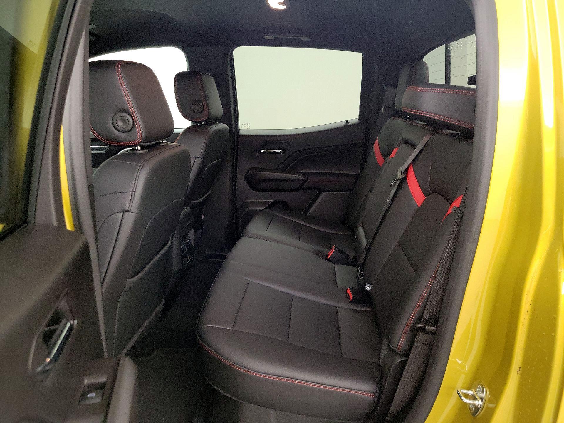 Thumbnail: 2023 Chevrolet Colorado - 19