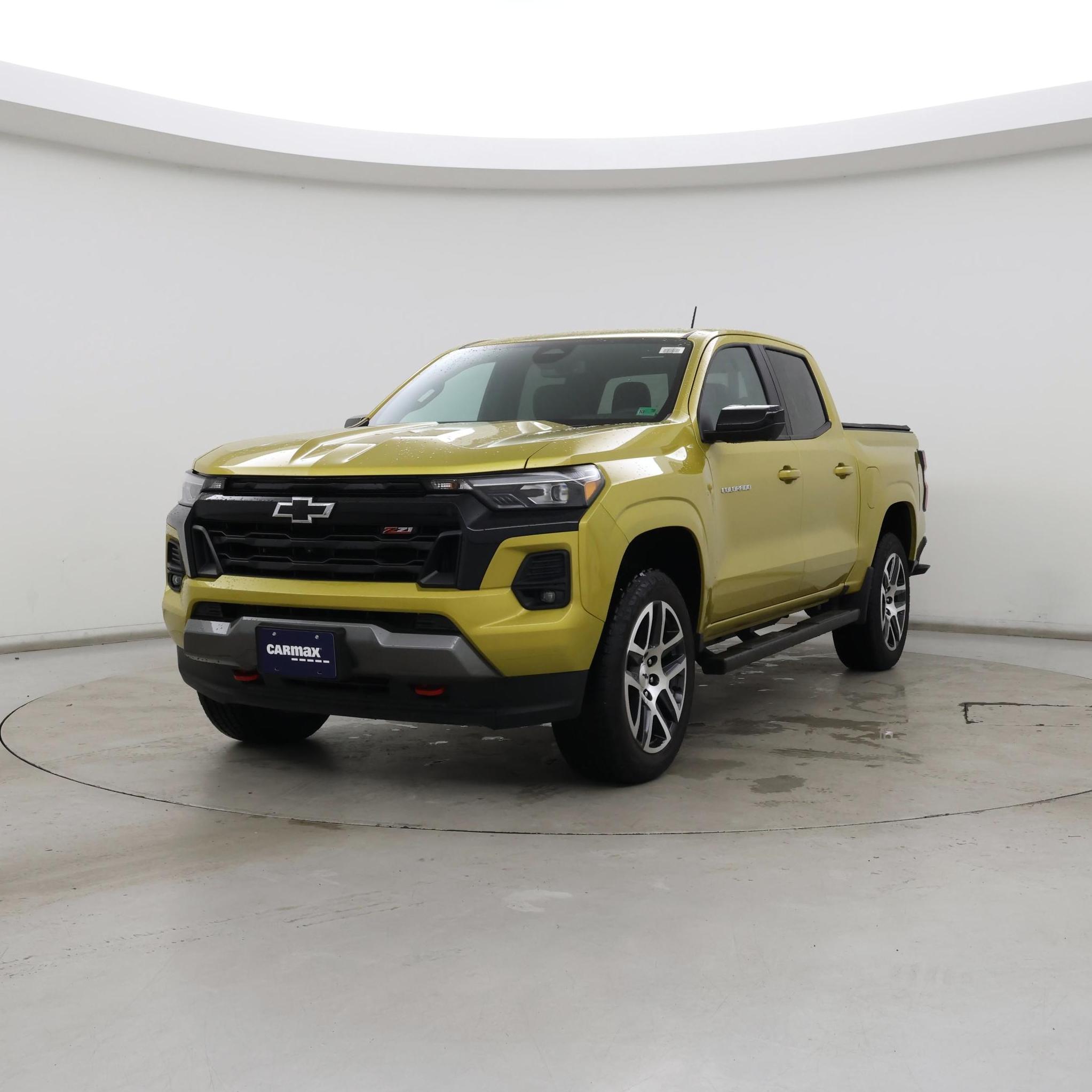 Thumbnail: 2023 Chevrolet Colorado - 4