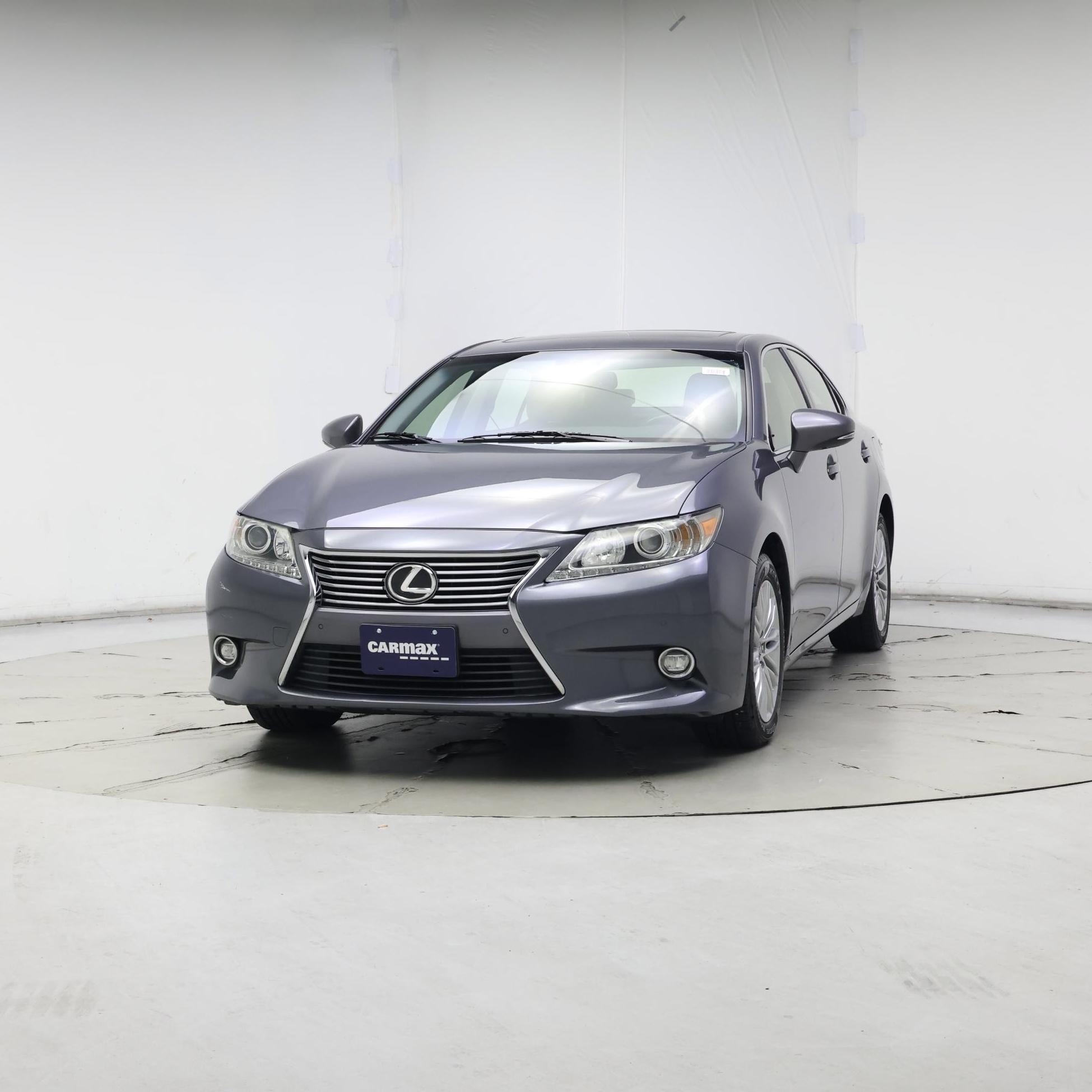 Thumbnail: 2015 Lexus ES - 4