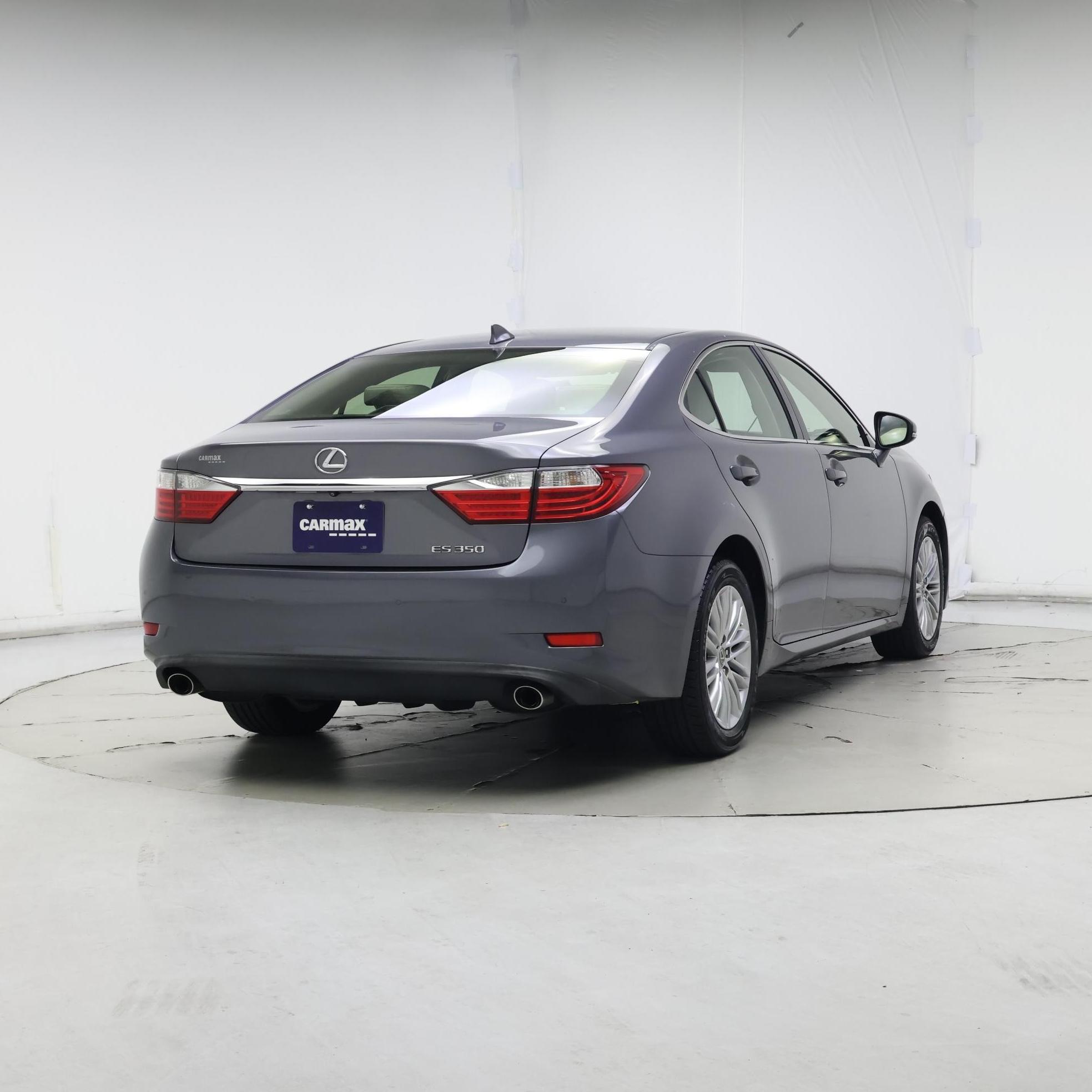 Thumbnail: 2015 Lexus ES - 8