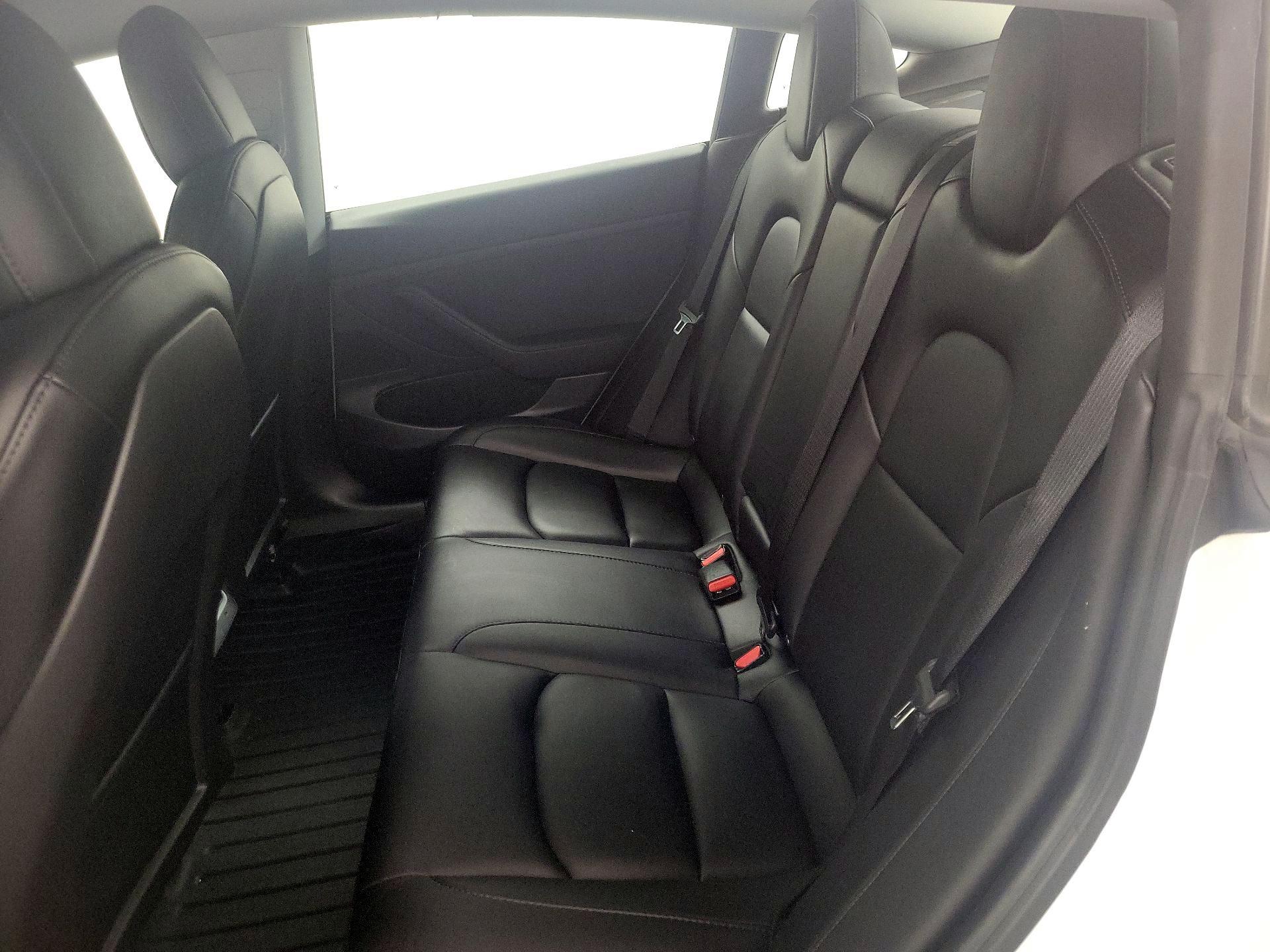 Thumbnail: 2021 Tesla Model 3 - 20