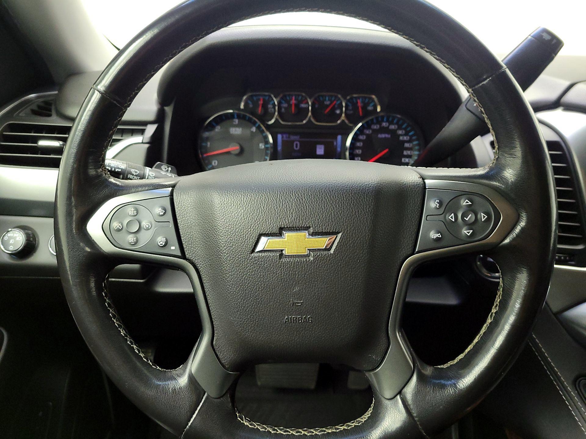 Thumbnail: 2019 Chevrolet Tahoe - 10