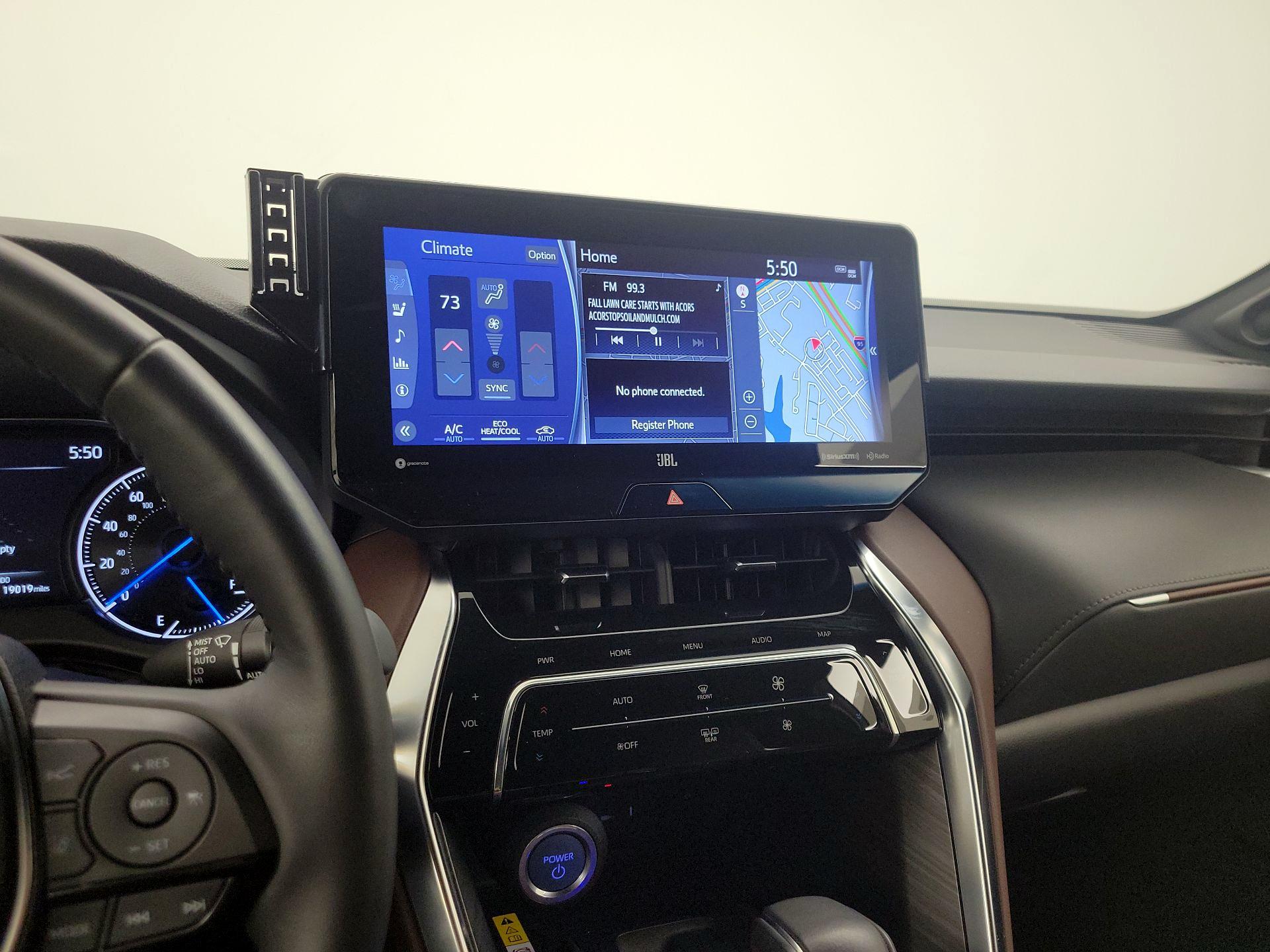 Thumbnail: 2021 Toyota Venza - 17