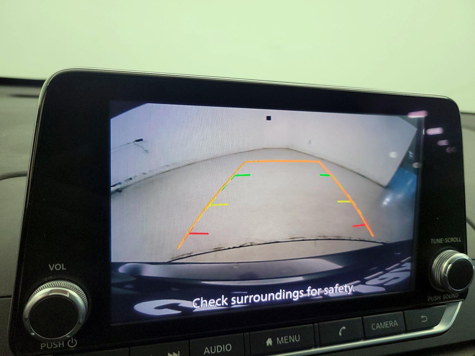 Thumbnail: 2020 Nissan Altima - 14