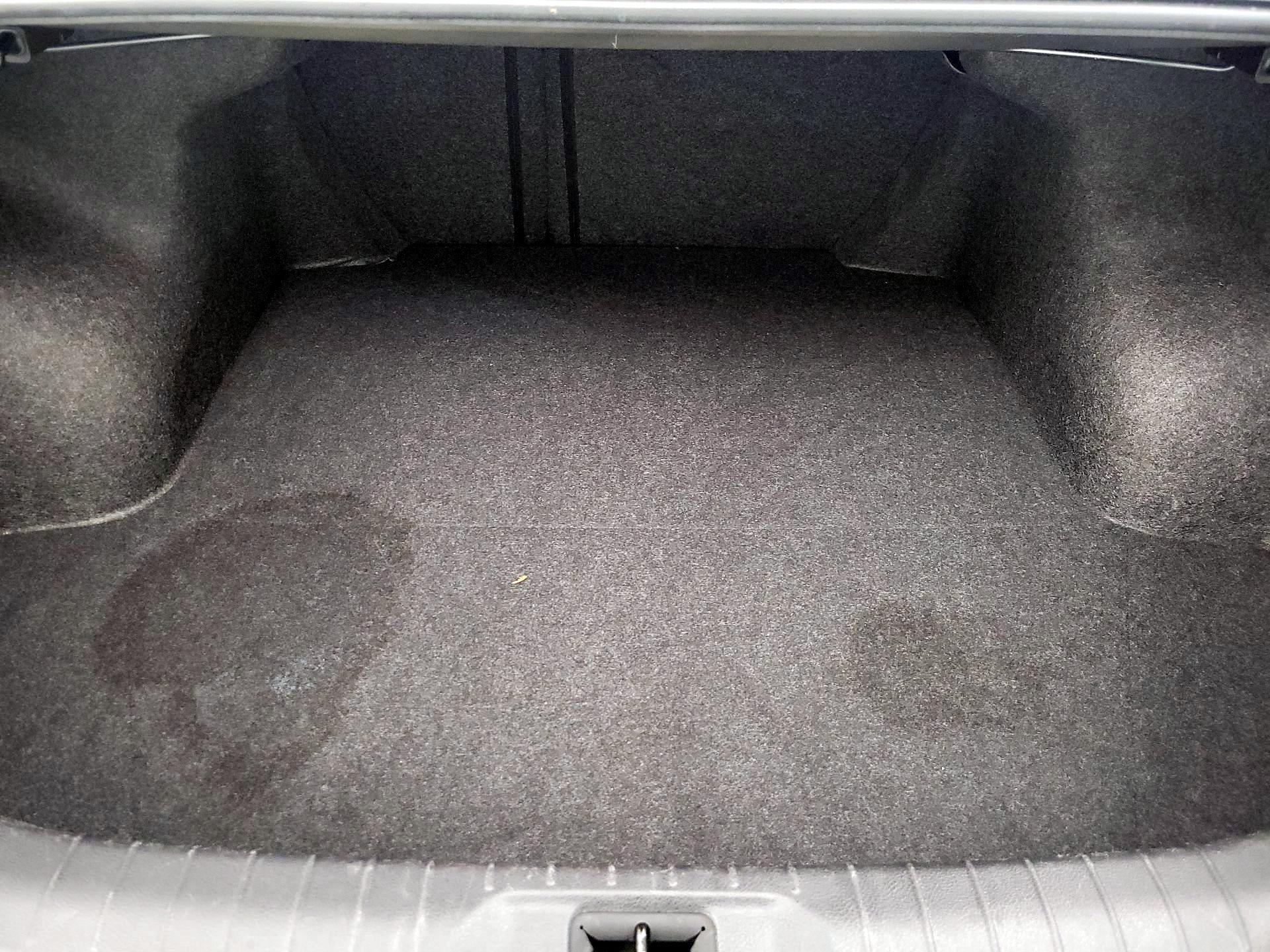 Thumbnail: 2020 Nissan Altima - 20