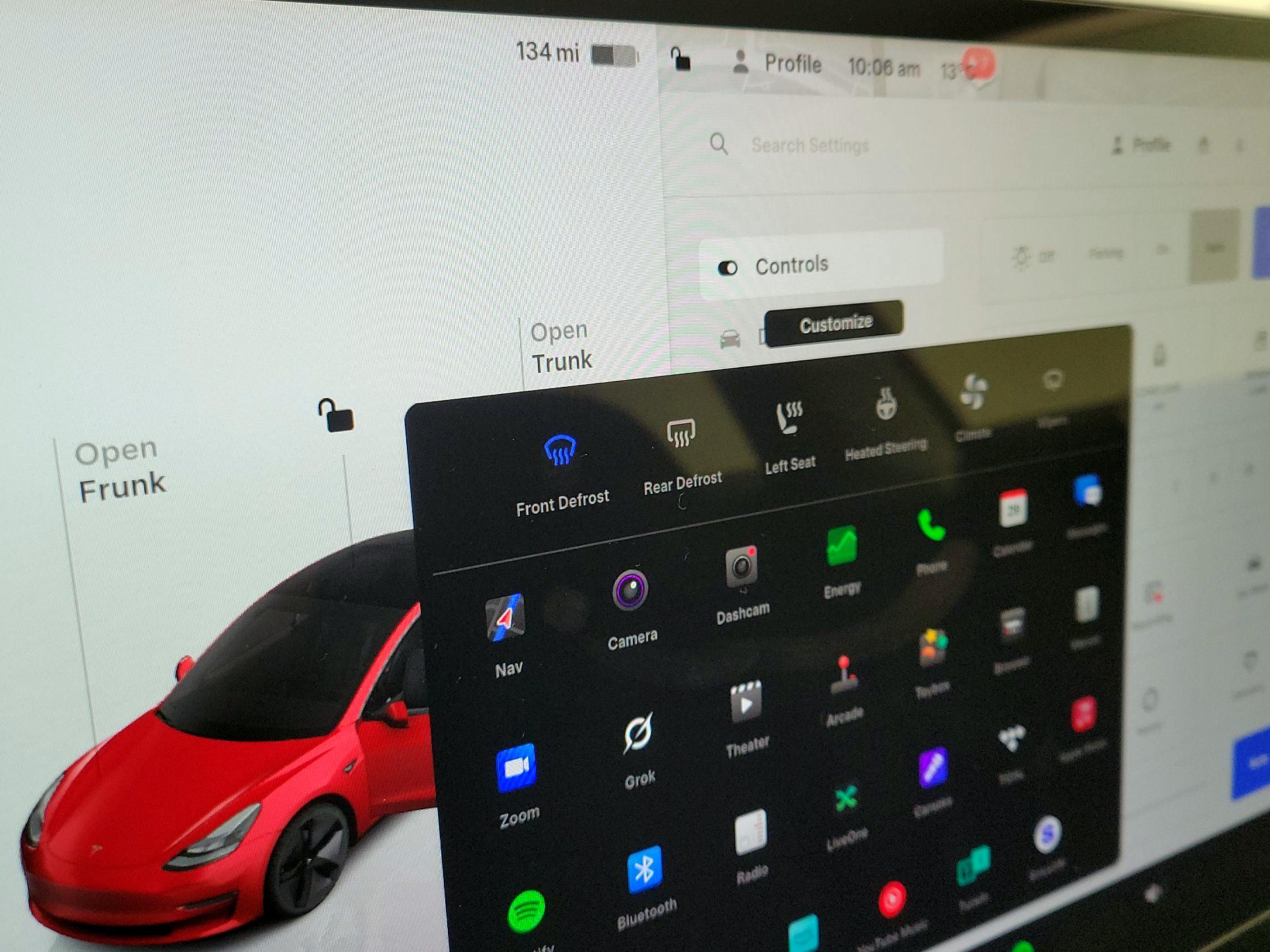 Thumbnail: 2023 Tesla Model 3 - 15