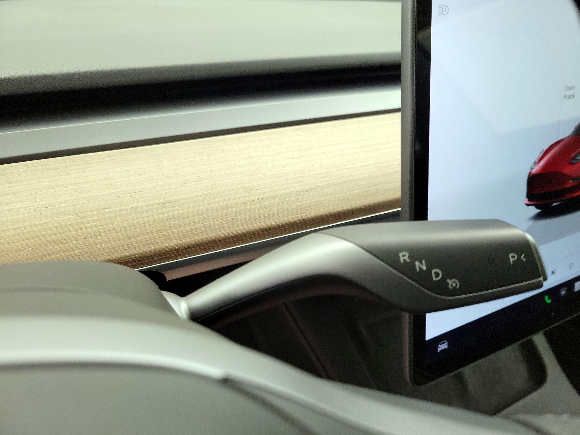 Thumbnail: 2023 Tesla Model 3 - 16