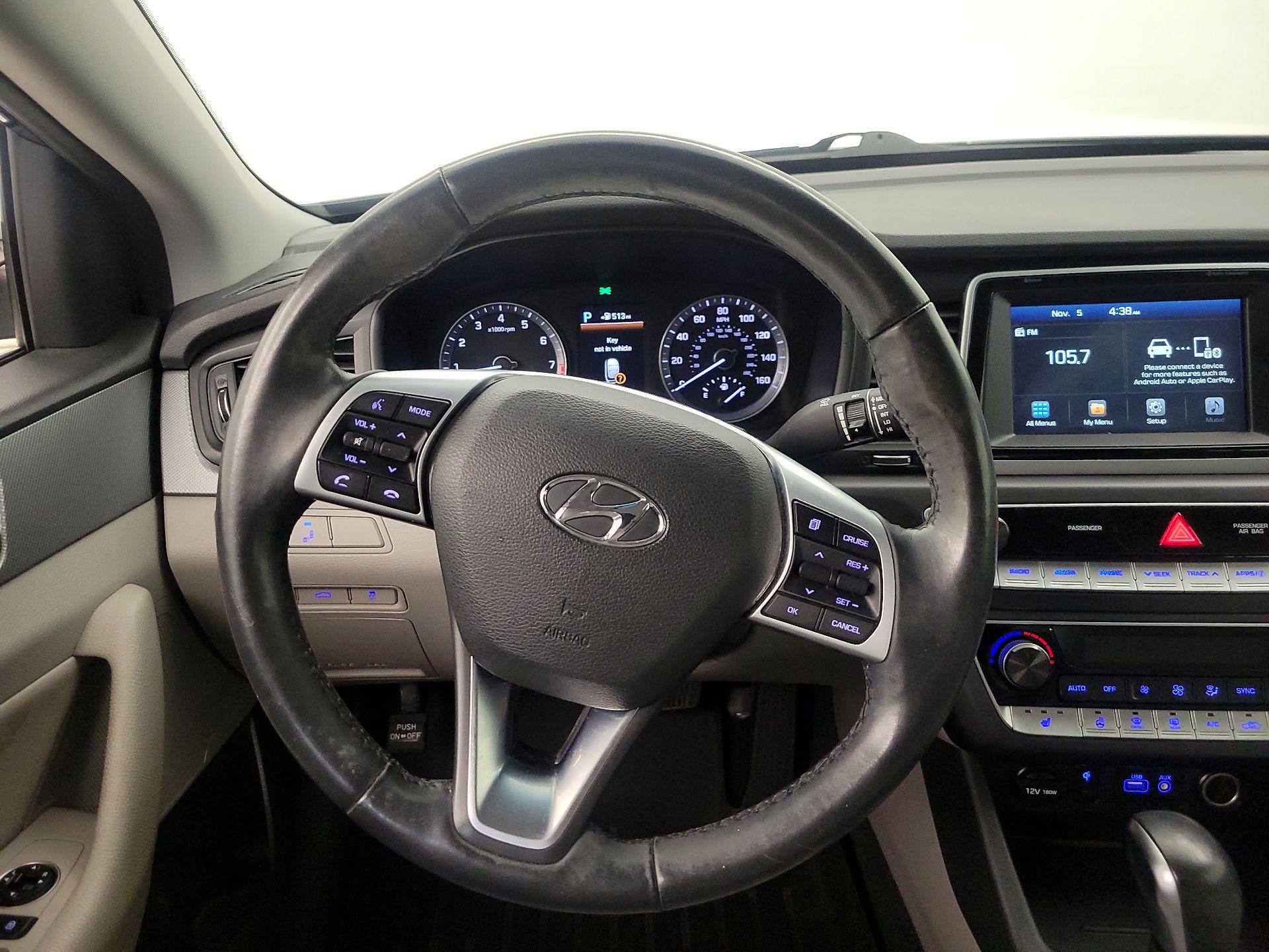 Thumbnail: 2018 Hyundai Sonata - 10