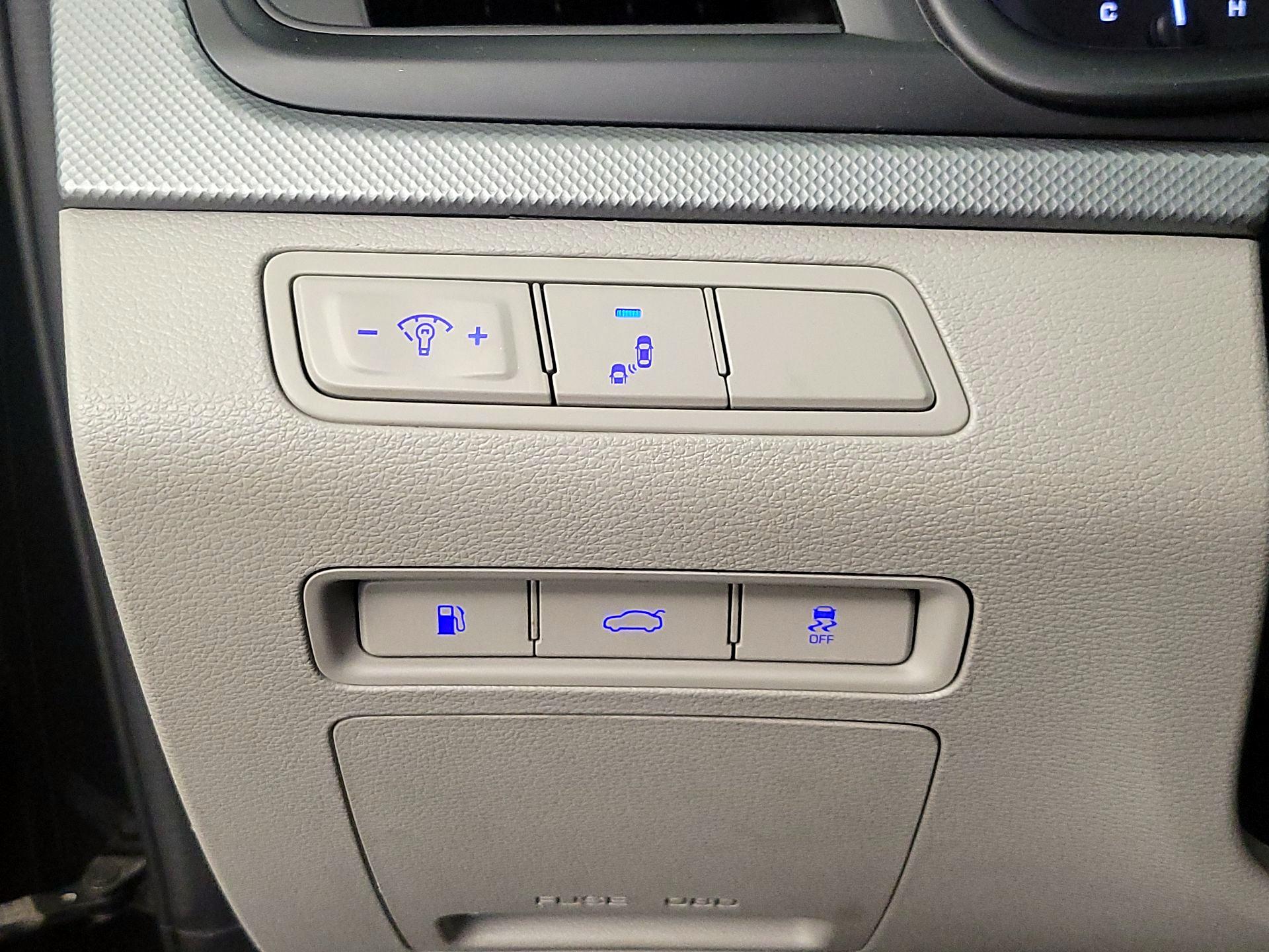 Thumbnail: 2018 Hyundai Sonata - 13