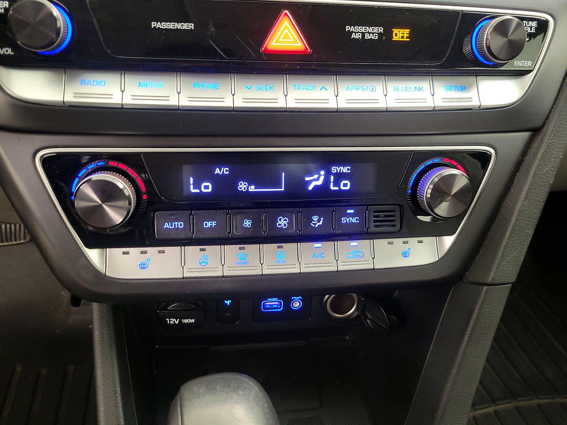 Thumbnail: 2018 Hyundai Sonata - 16