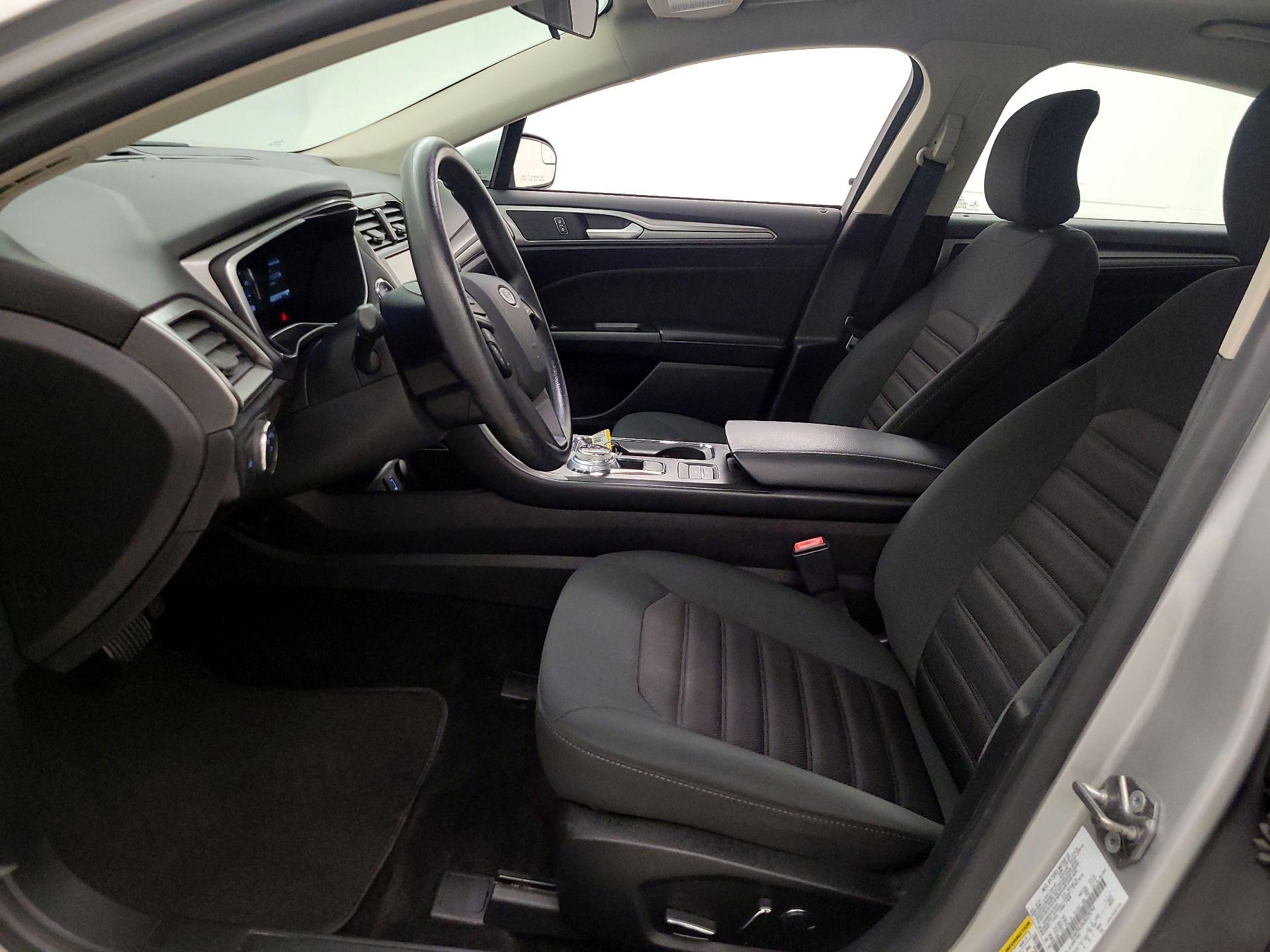 Thumbnail: 2018 Ford Fusion - 11