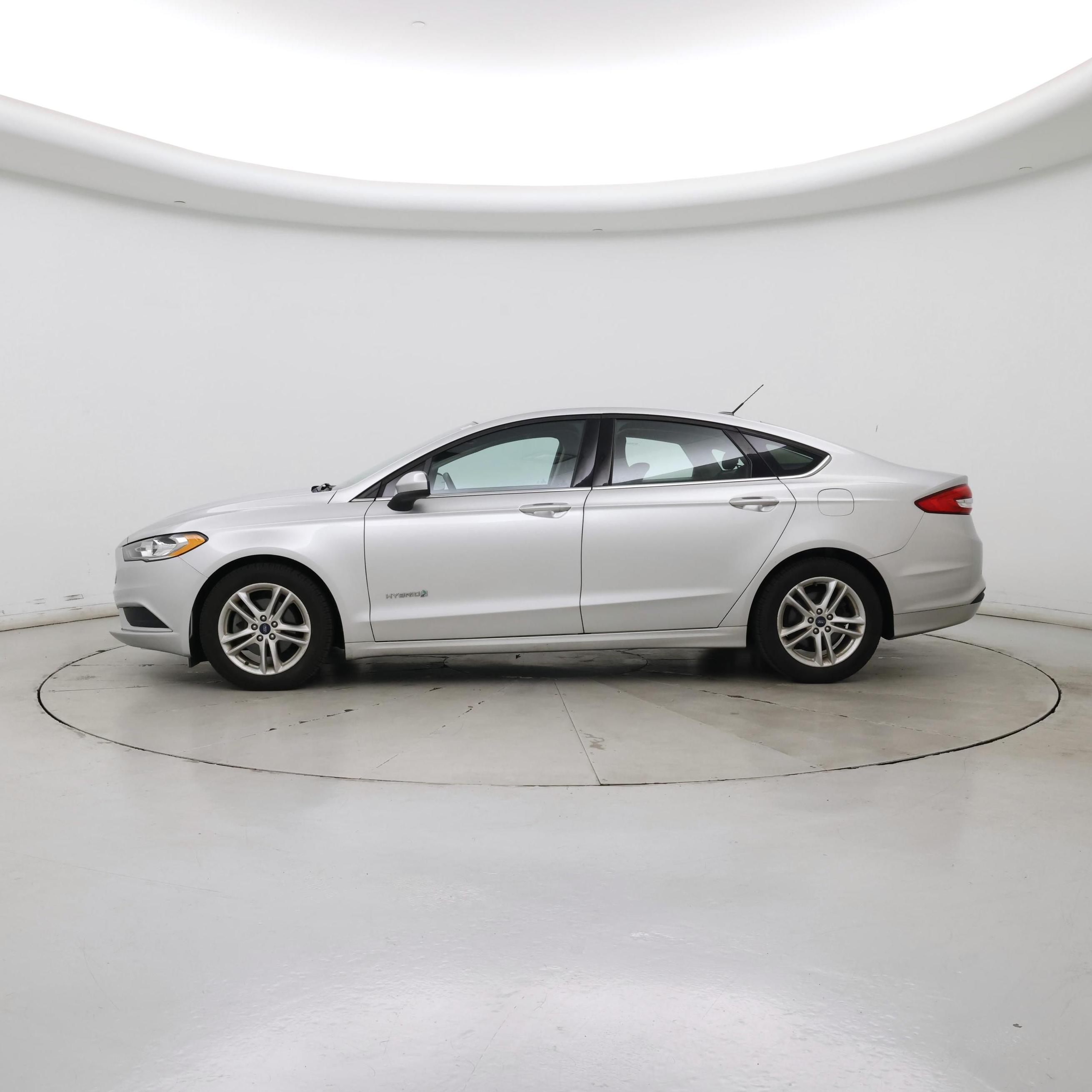 Thumbnail: 2018 Ford Fusion - 3