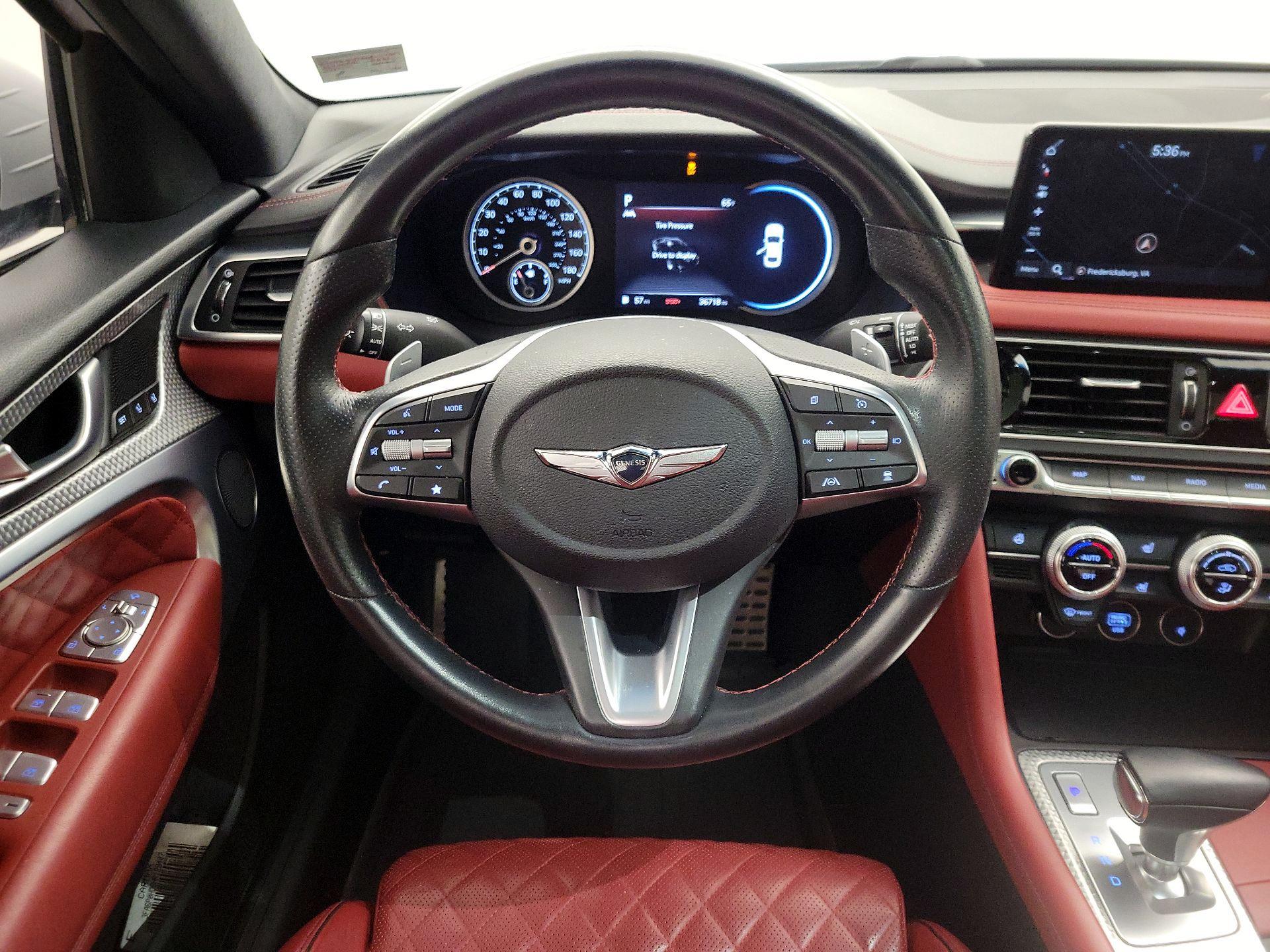 Thumbnail: 2023 Genesis G70 - 10