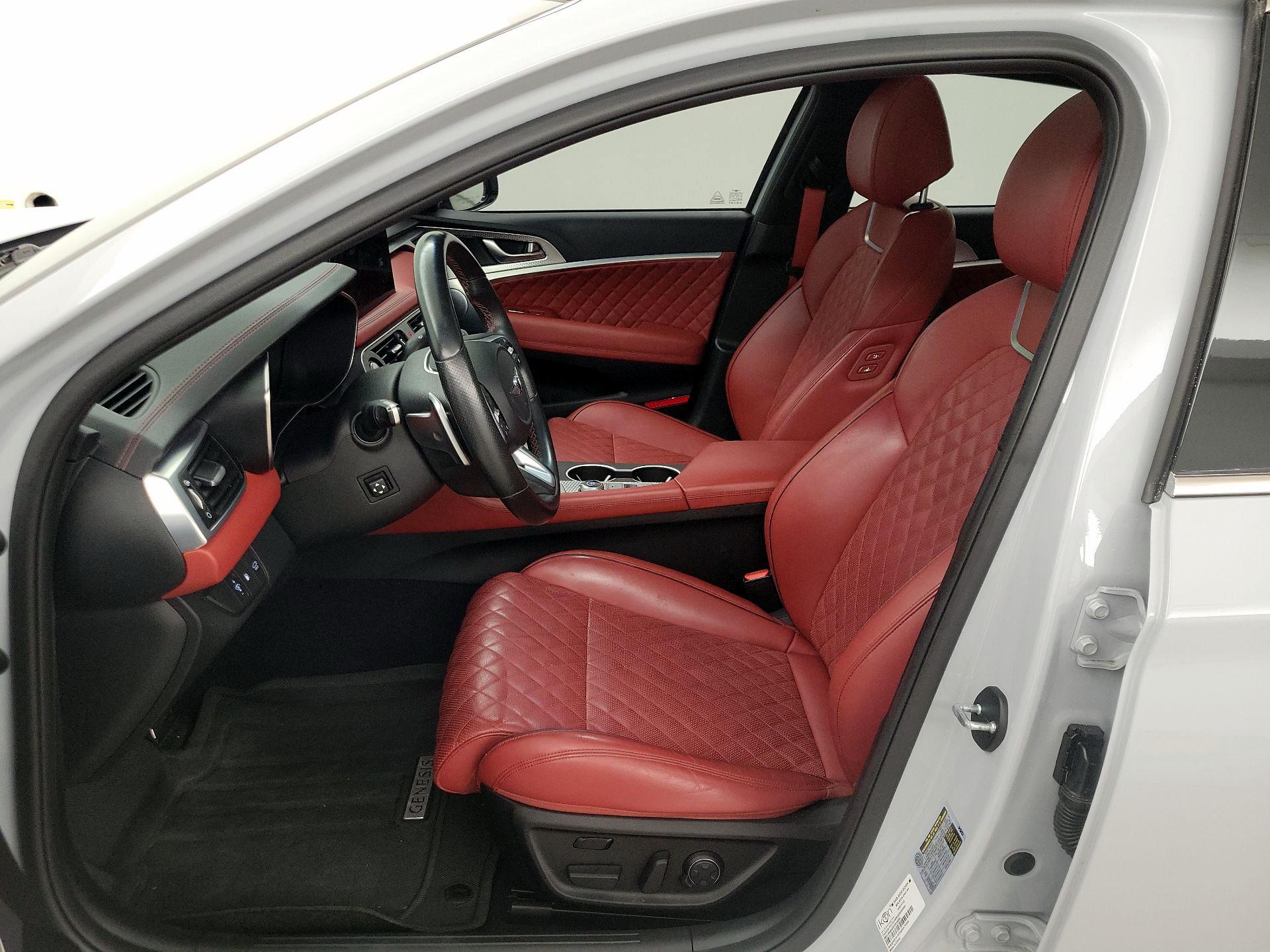 Thumbnail: 2023 Genesis G70 - 11