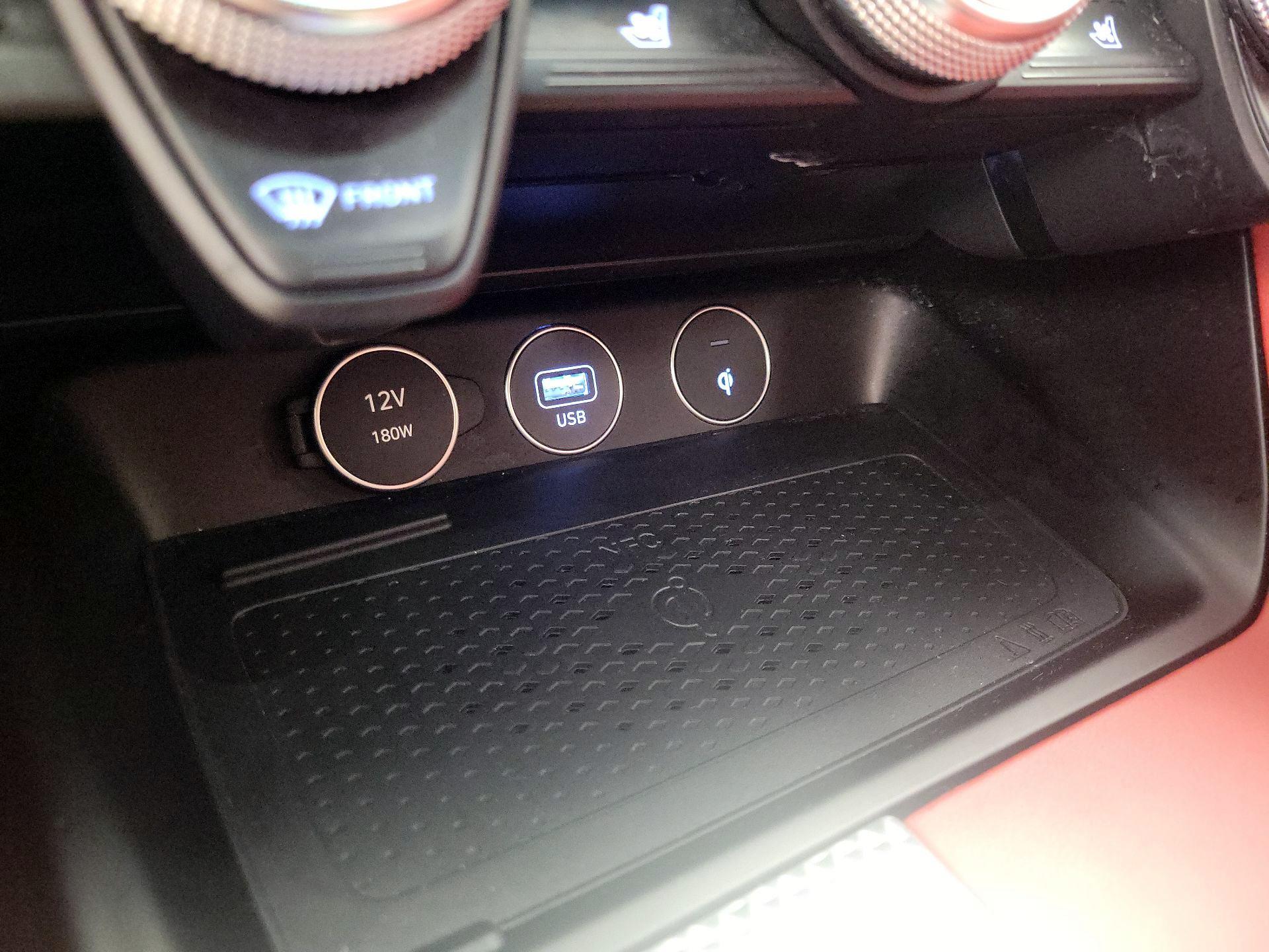 Thumbnail: 2023 Genesis G70 - 19