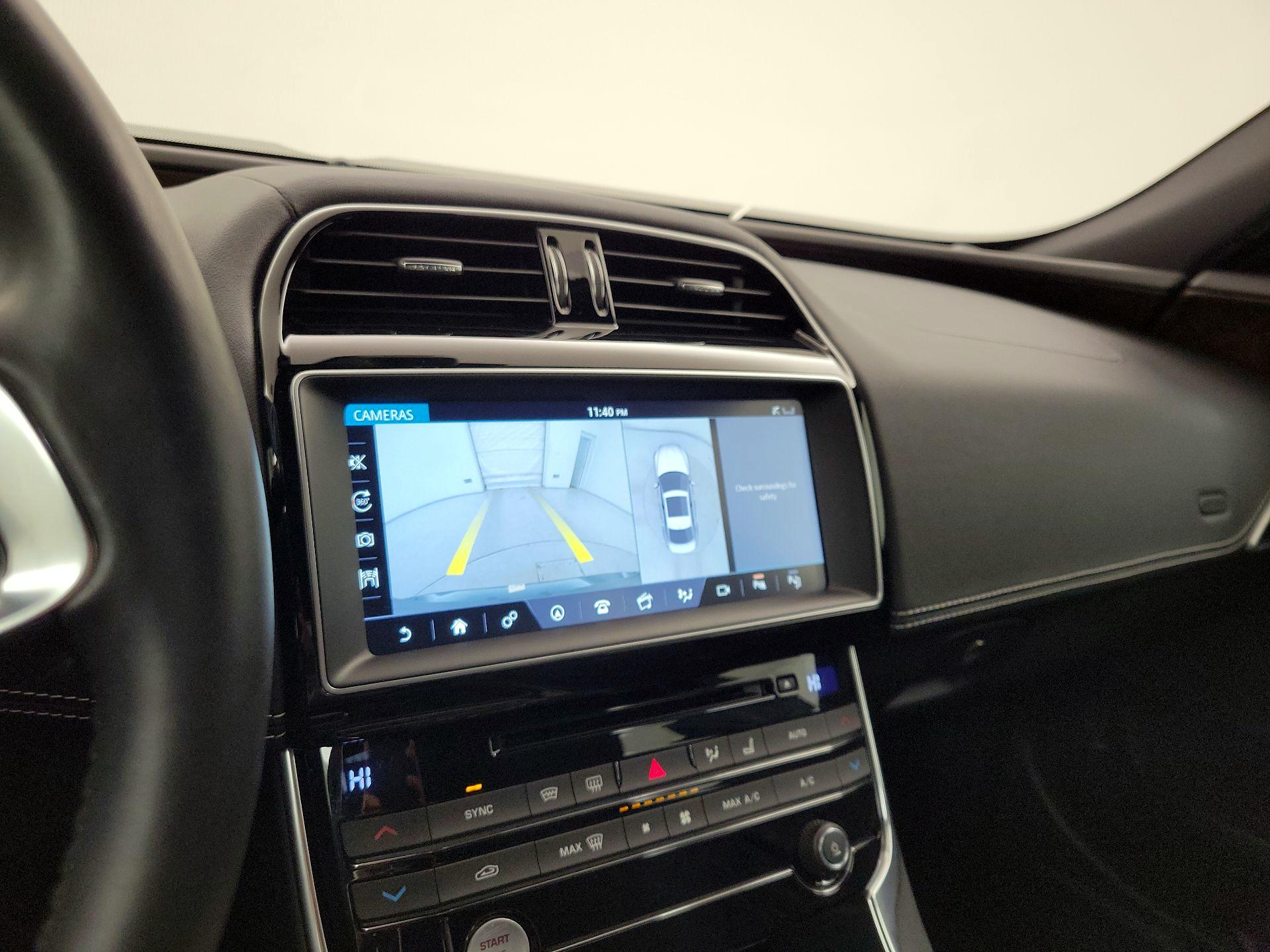 Thumbnail: 2017 Jaguar XE - 15