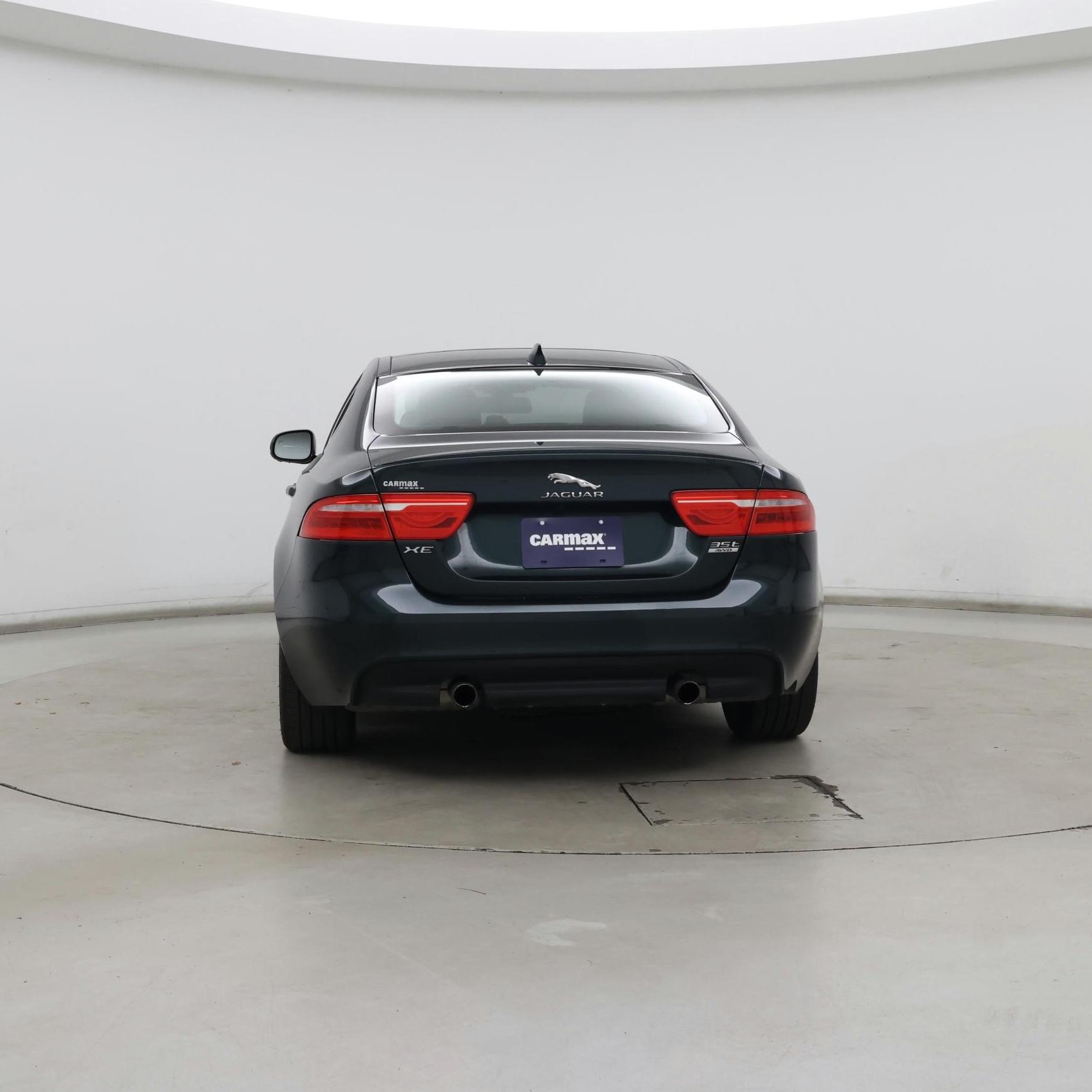 Thumbnail: 2017 Jaguar XE - 6