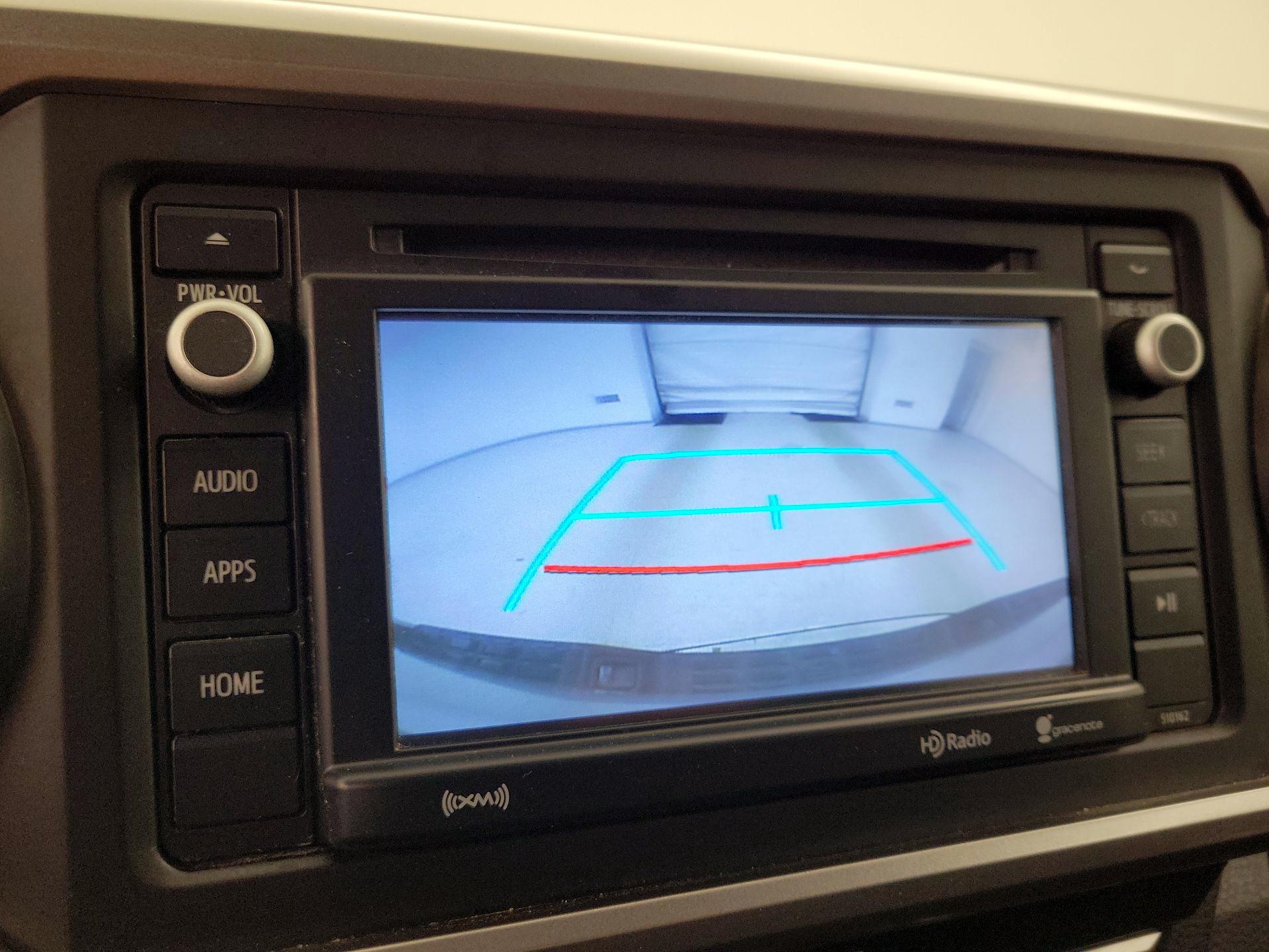 Thumbnail: 2016 Toyota Tacoma - 14