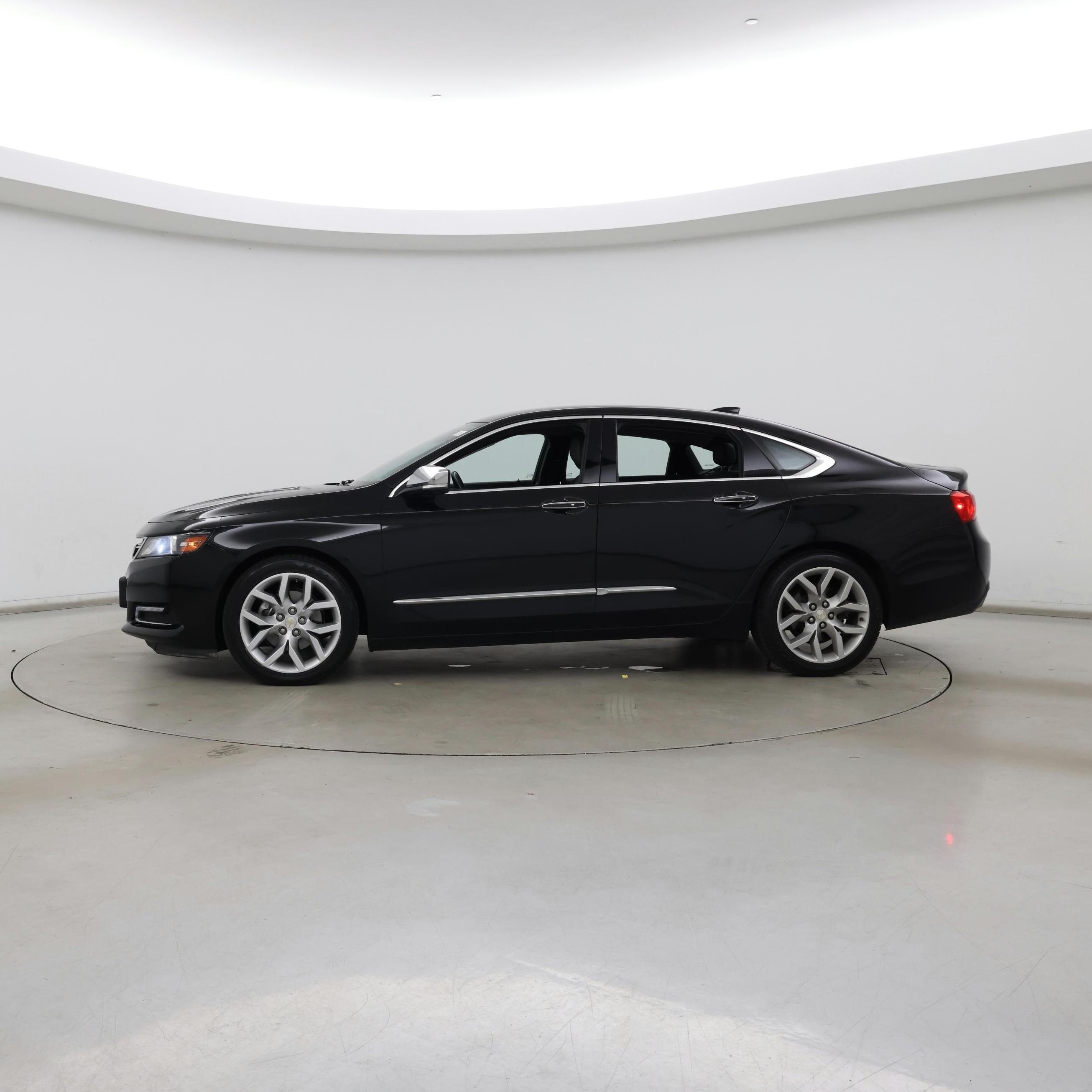 Thumbnail: 2019 Chevrolet Impala - 3