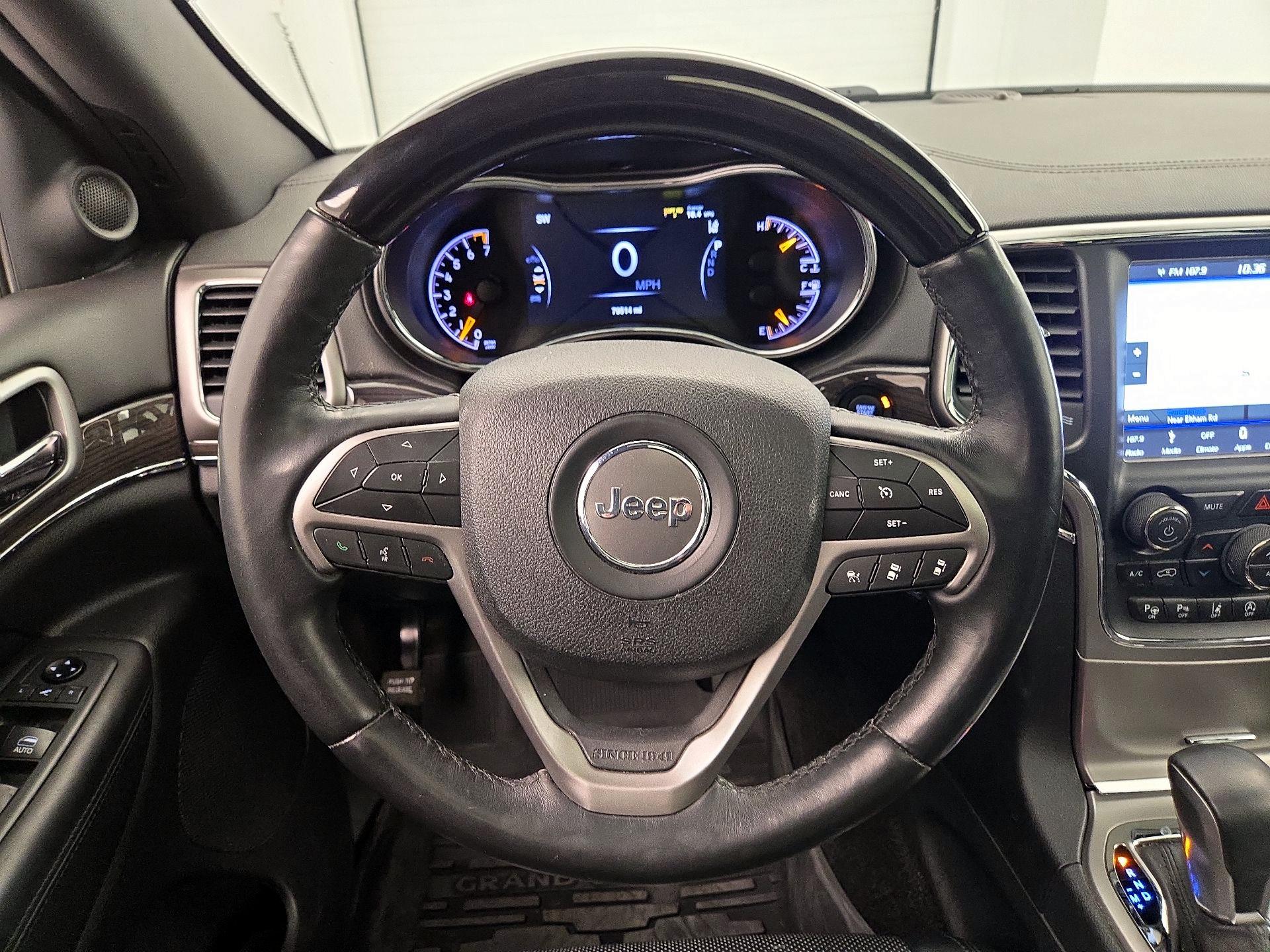 Thumbnail: 2018 Jeep Grand Cherokee - 10