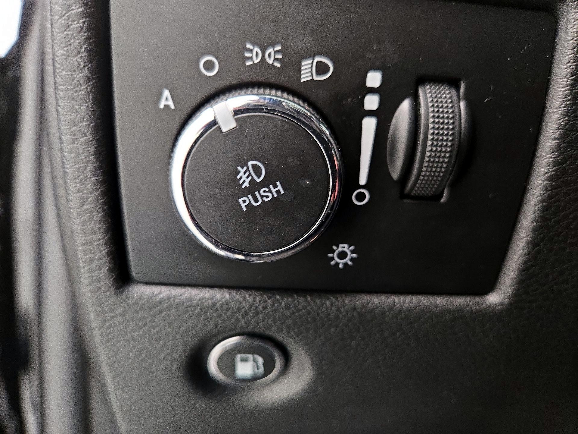 Thumbnail: 2018 Jeep Grand Cherokee - 13