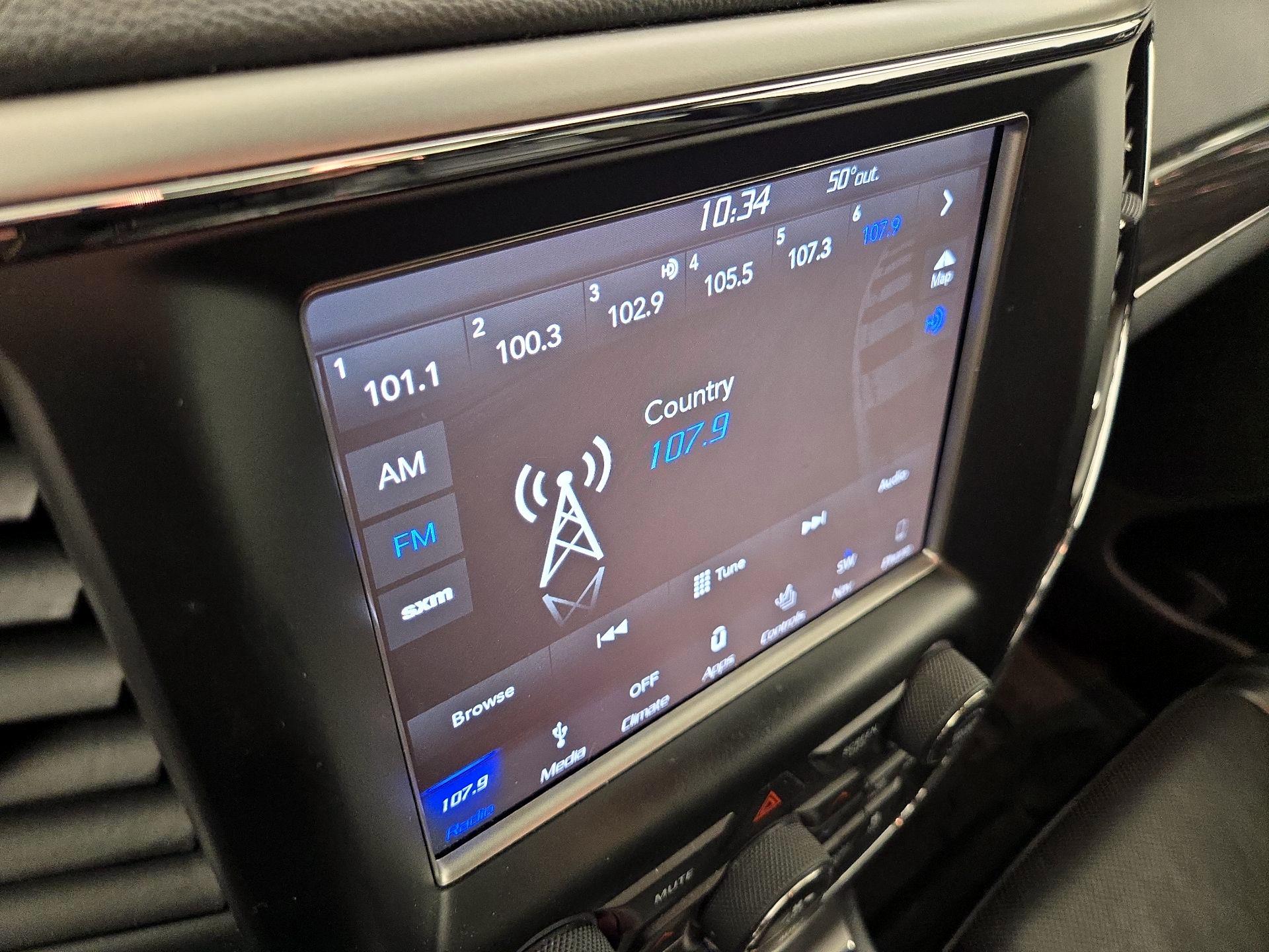 Thumbnail: 2018 Jeep Grand Cherokee - 16