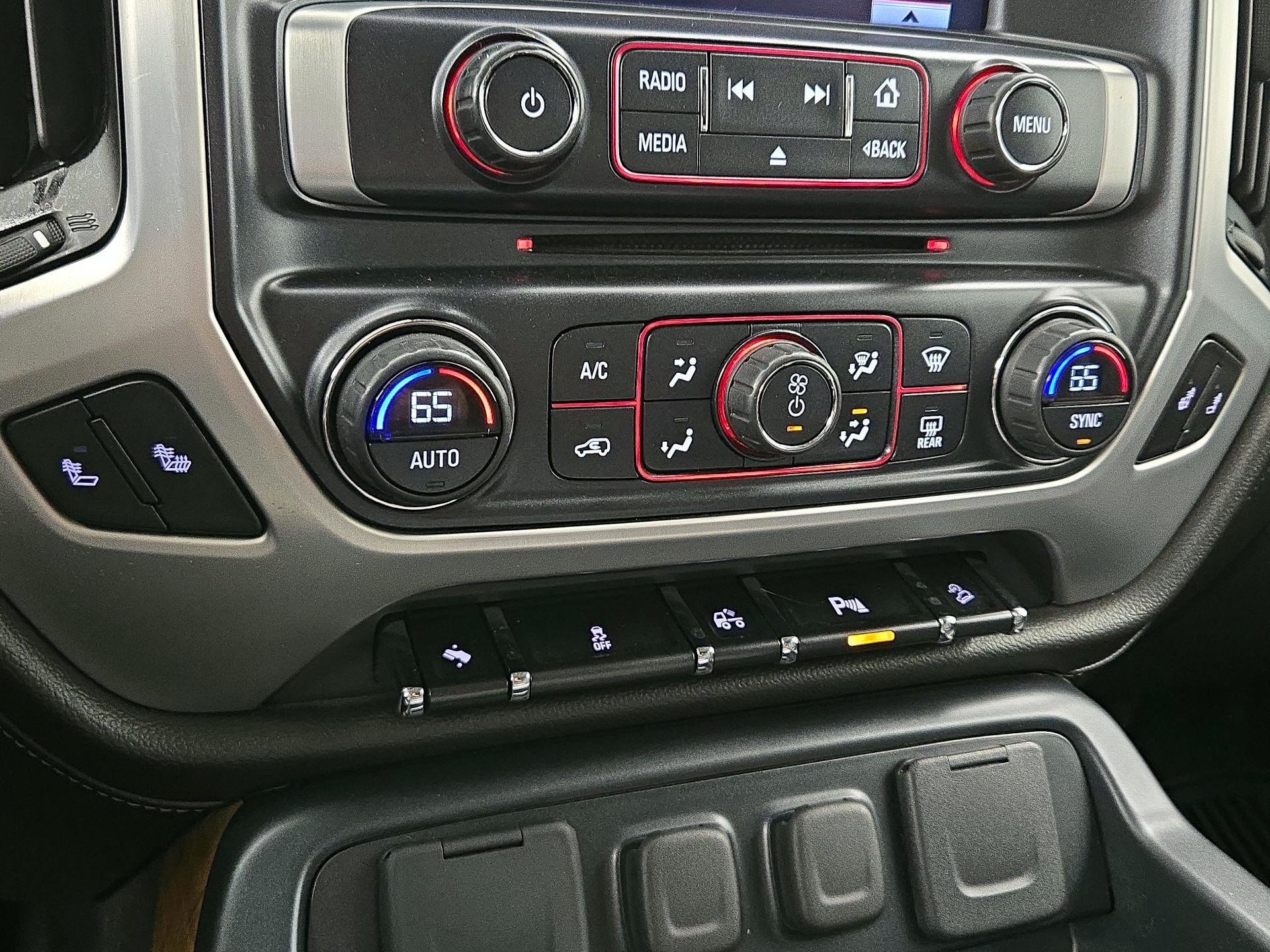 Thumbnail: 2014 GMC Sierra 1500 - 17