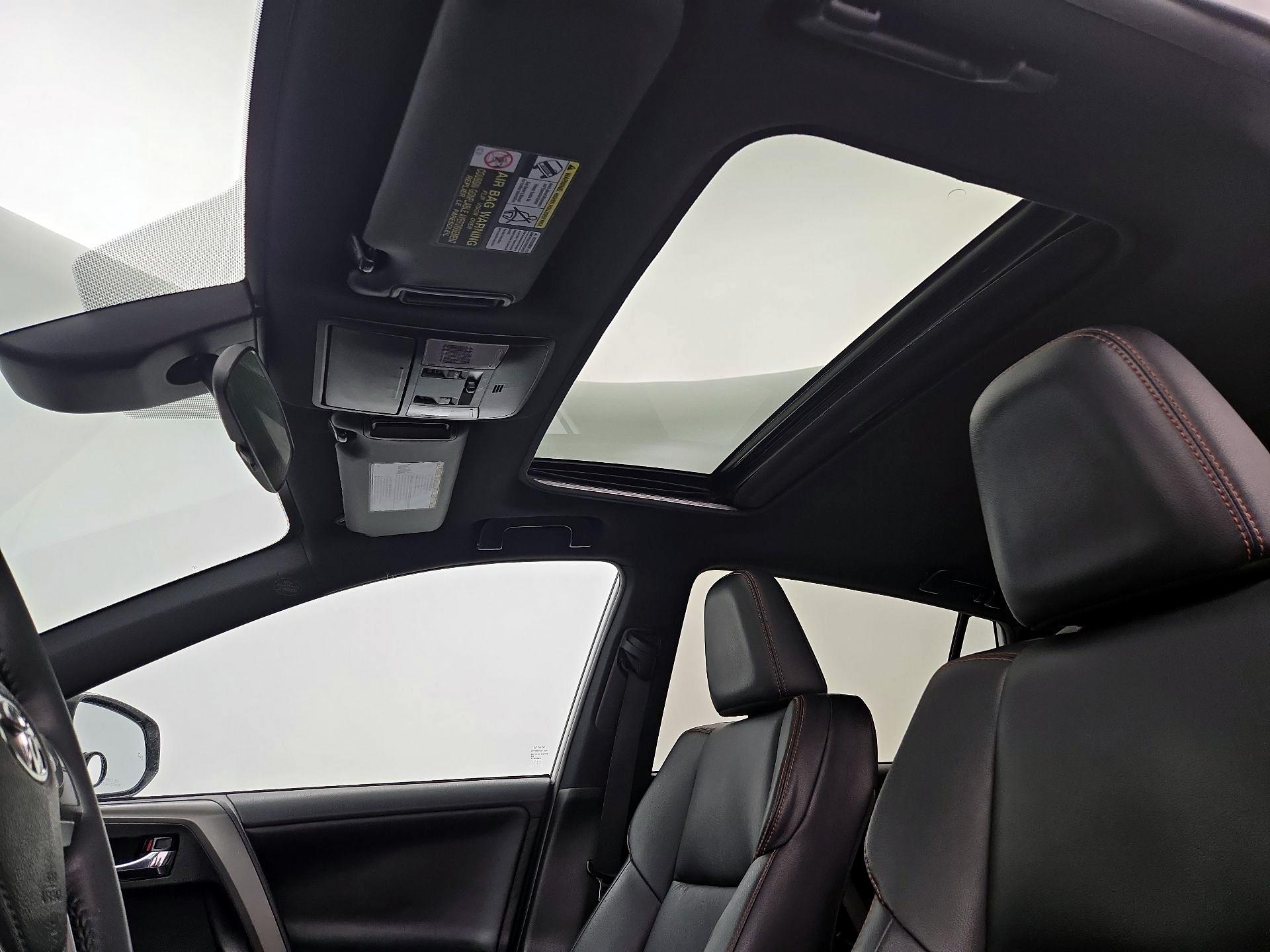 Thumbnail: 2017 Toyota RAV4 - 19