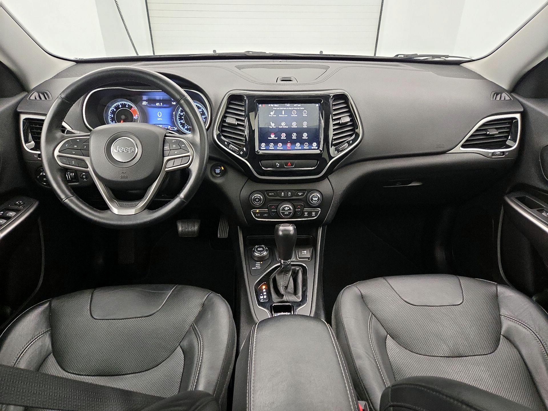 Thumbnail: 2019 Jeep Cherokee - 9