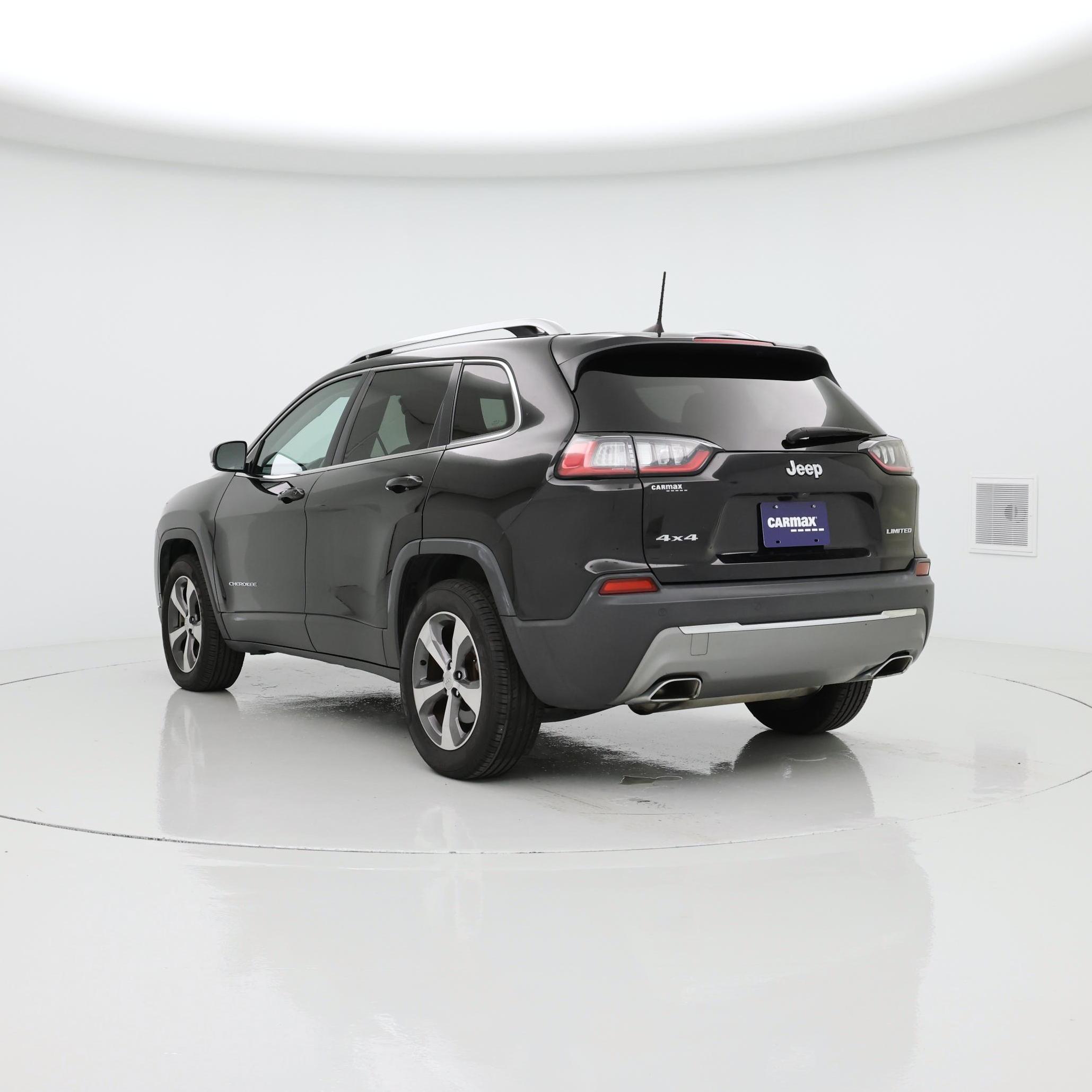 Thumbnail: 2019 Jeep Cherokee - 2