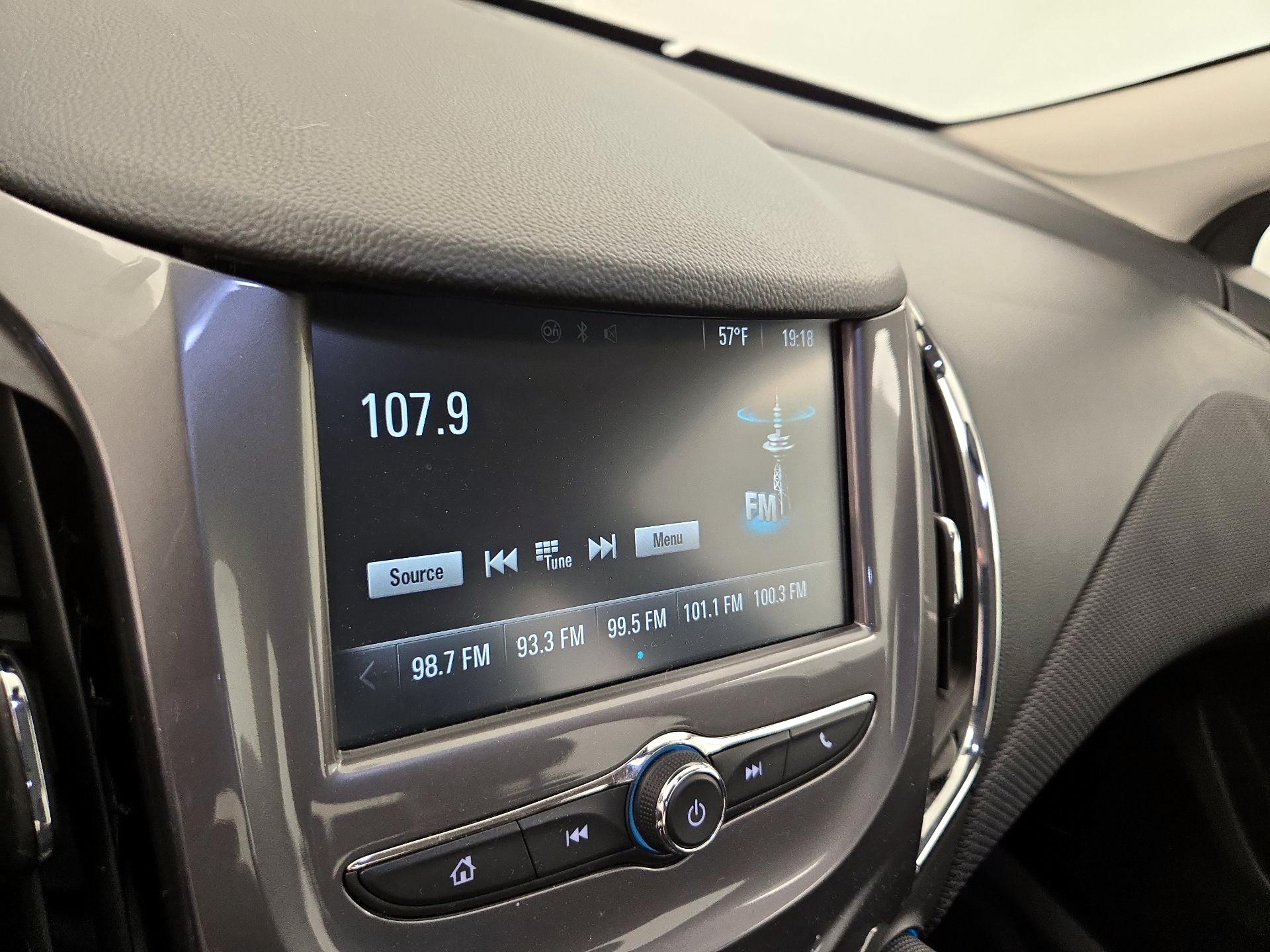 Thumbnail: 2016 Chevrolet Cruze - 15