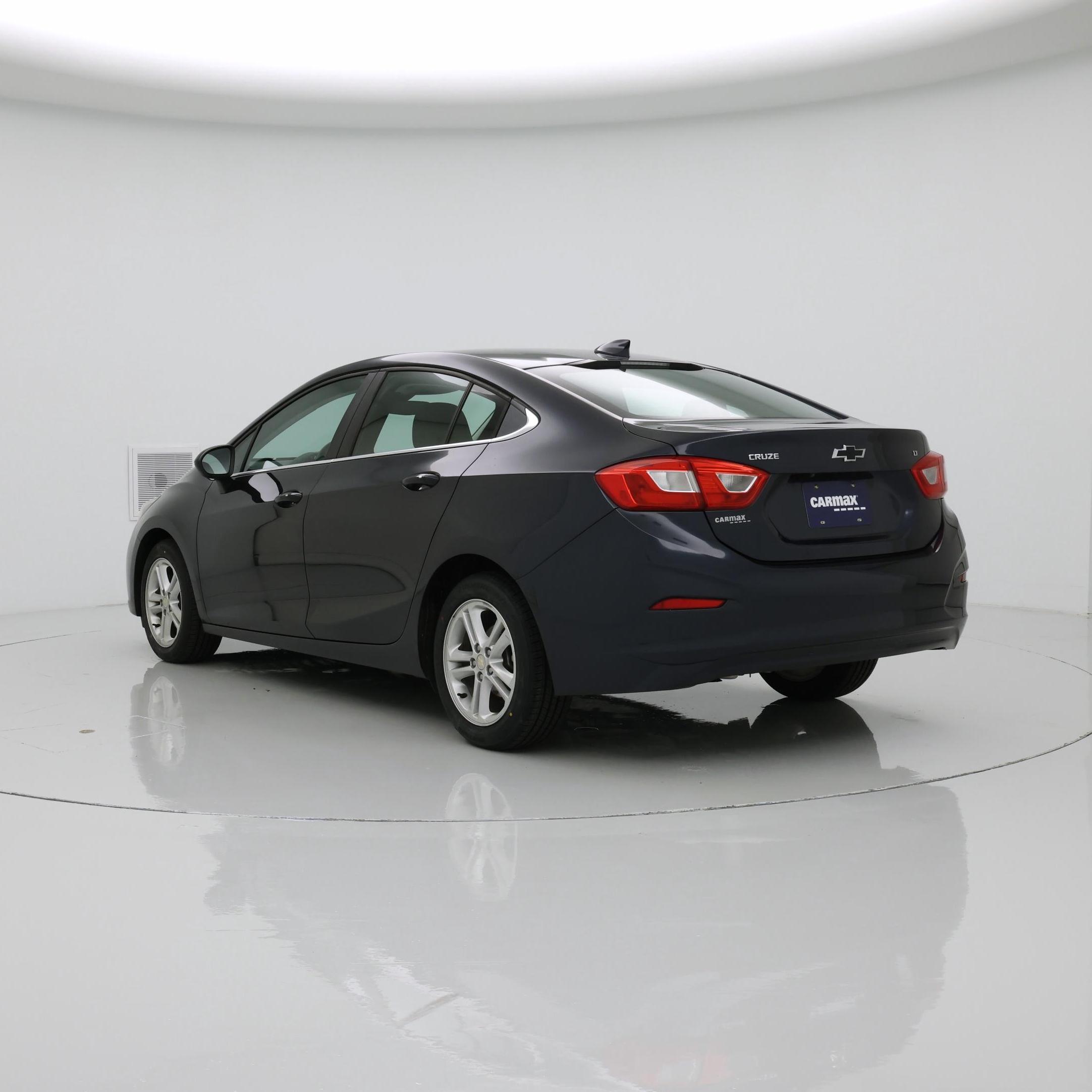 Thumbnail: 2016 Chevrolet Cruze - 2