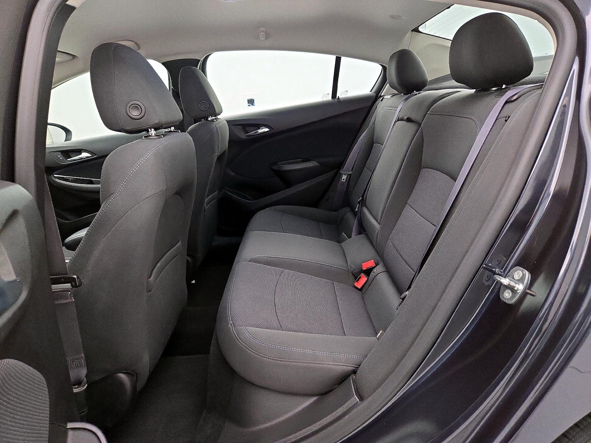 Thumbnail: 2016 Chevrolet Cruze - 19