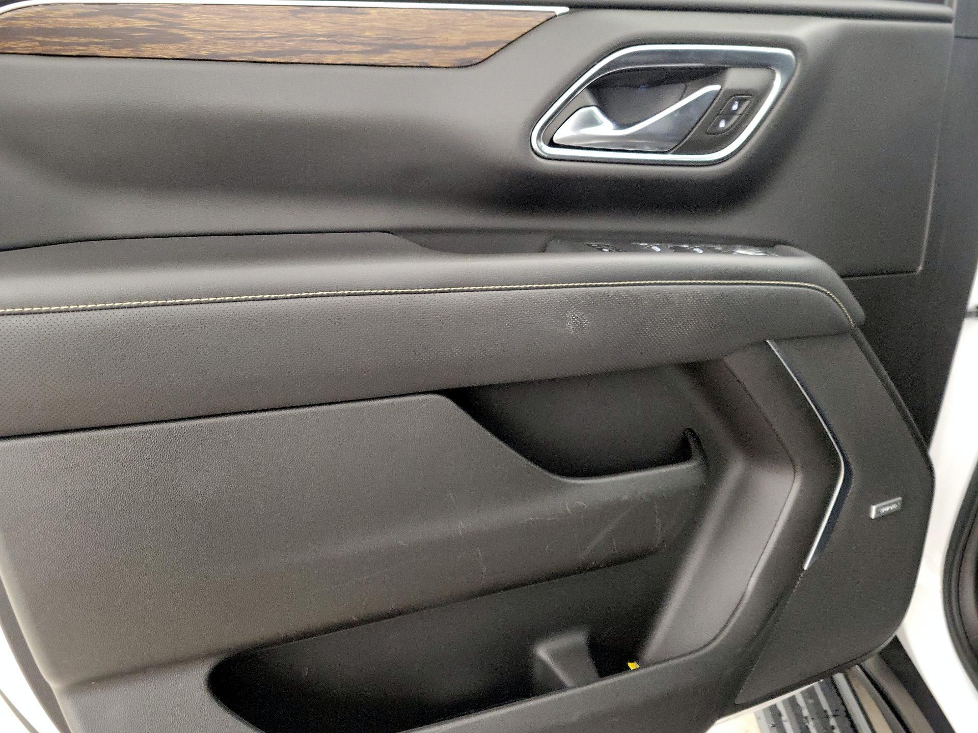 Thumbnail: 2021 Chevrolet Suburban - 12