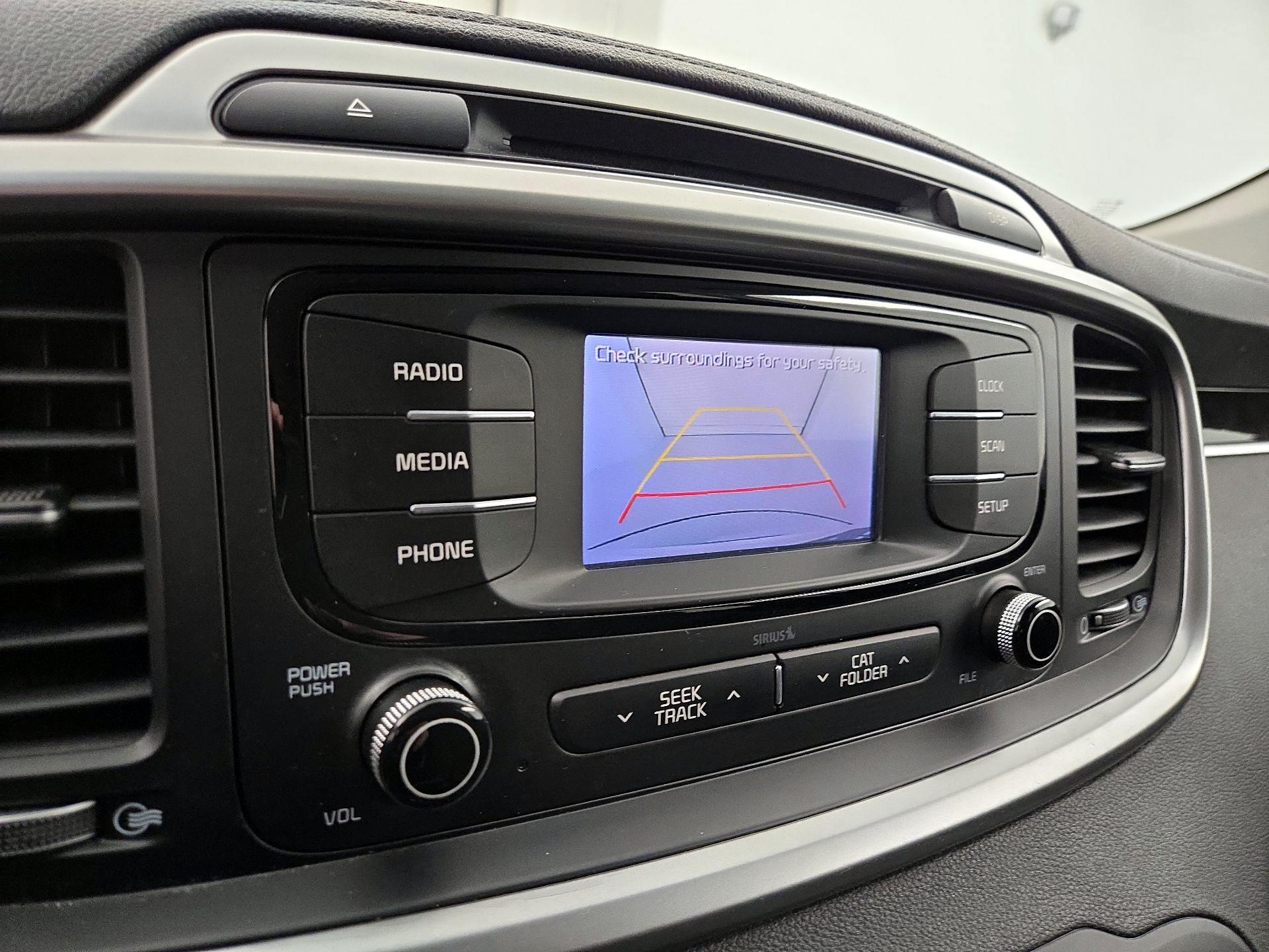 Thumbnail: 2017 Kia Sorento - 14